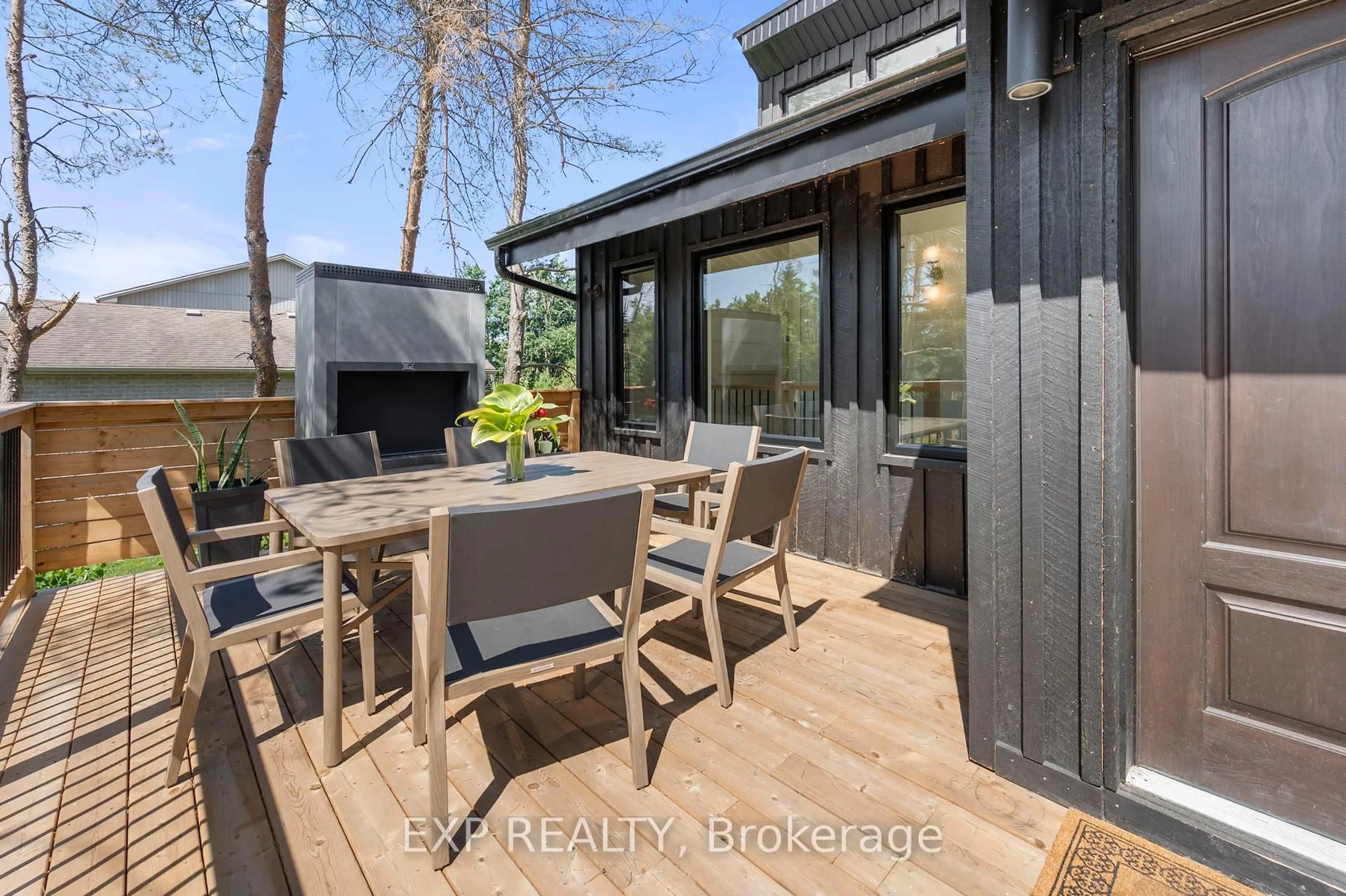 Patio, street for 24 Shelswell Blvd, Oro-Medonte Ontario L0L 2E0