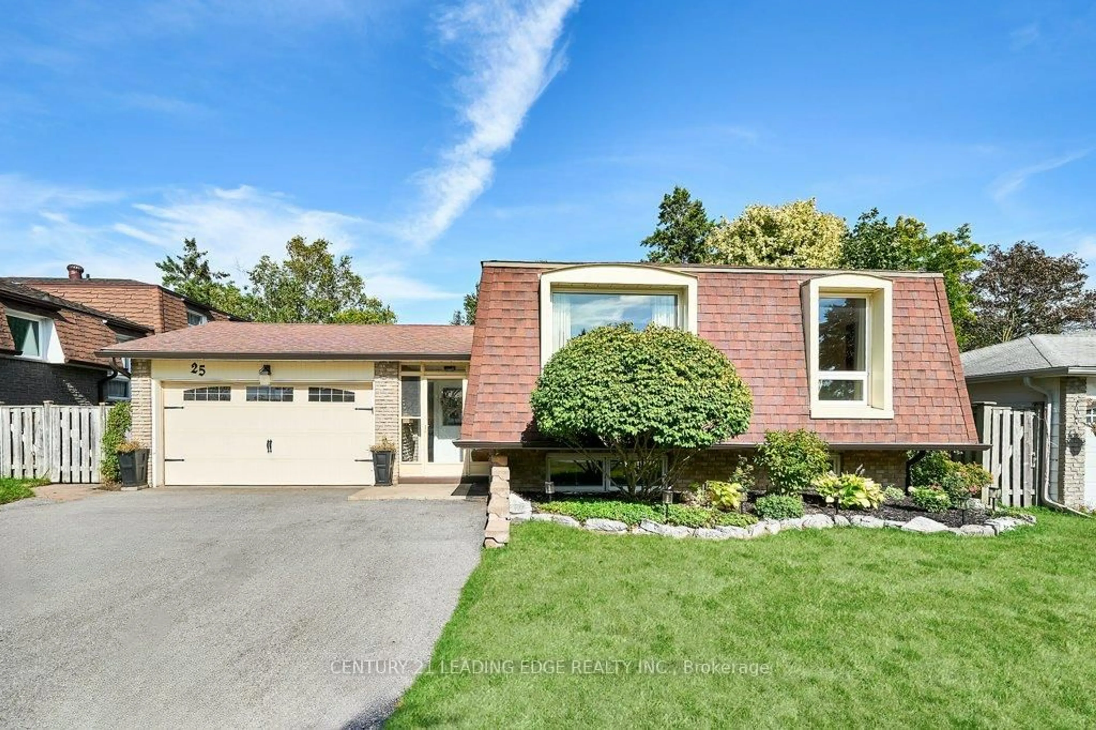 Home with brick exterior material, street for 25 Eileen Dr, Barrie Ontario L4N 4M5