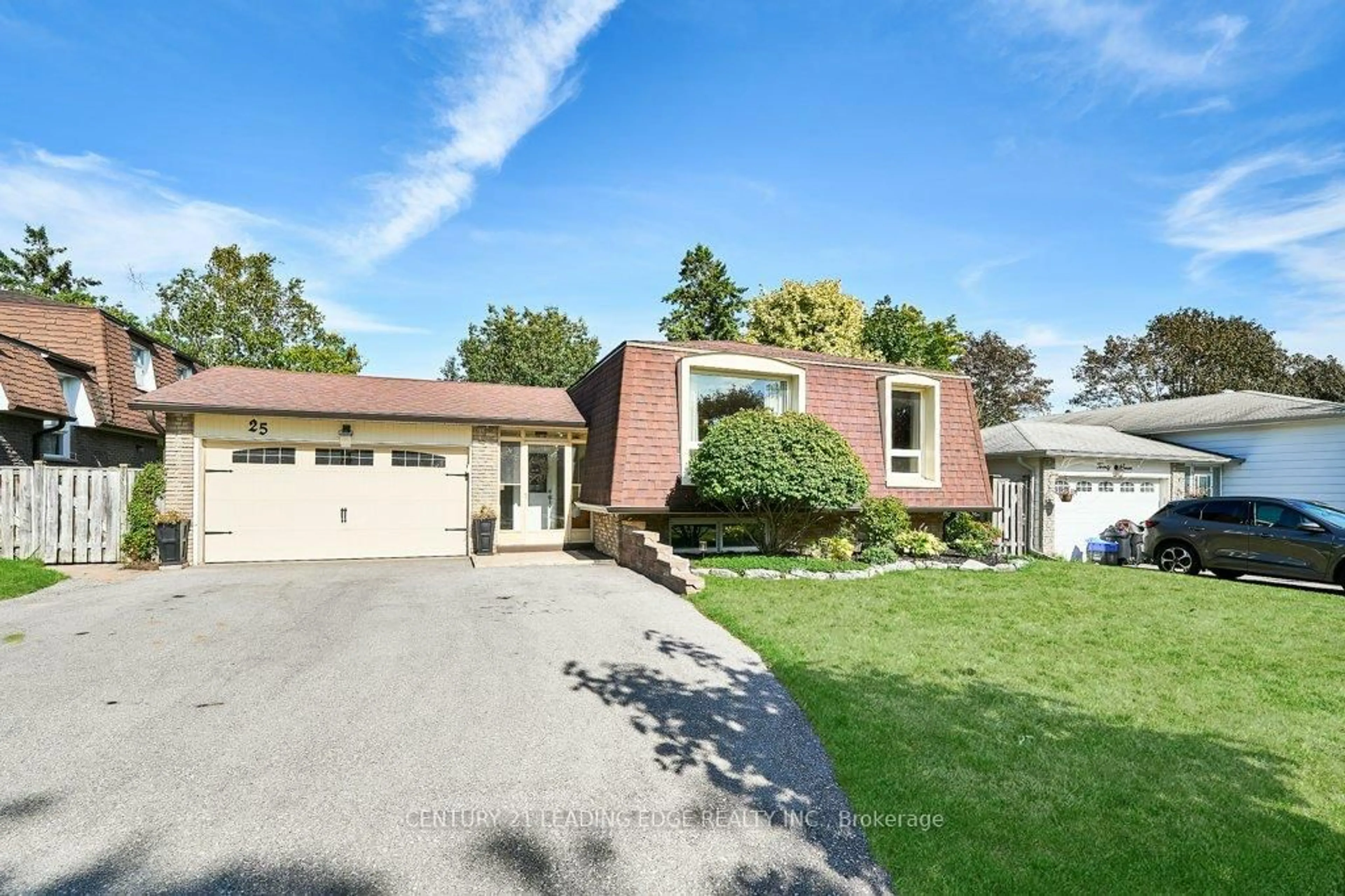 Home with brick exterior material, street for 25 Eileen Dr, Barrie Ontario L4N 4M5