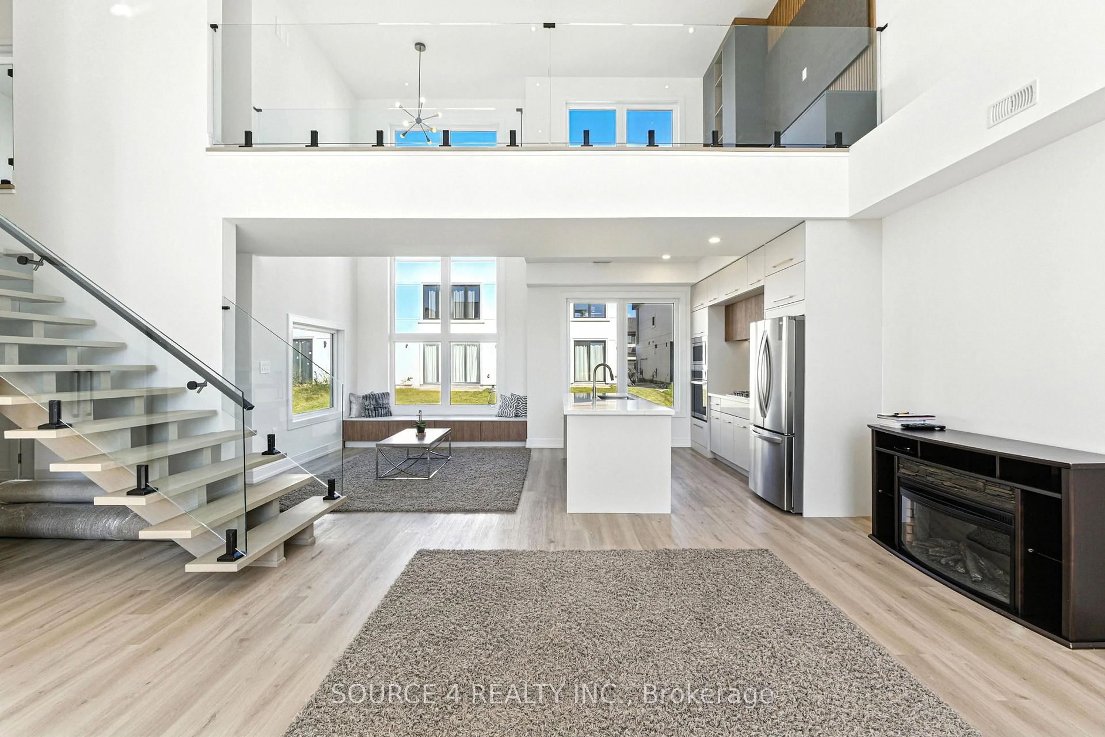 Open concept kitchen, unknown for 3781 Sunbank Cres, Orillia Ontario L3V 8N1