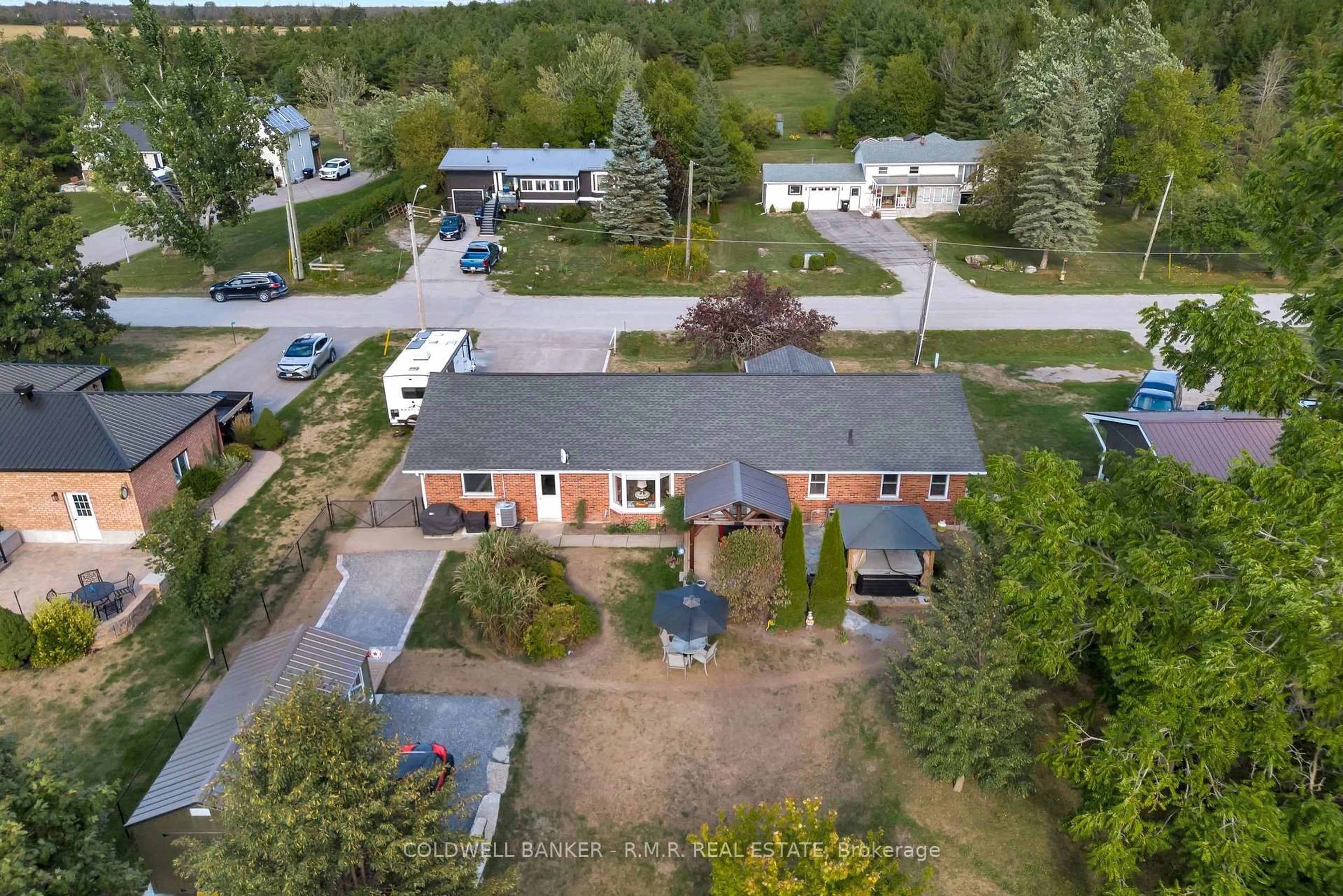 A pic from outside/outdoor area/front of a property/back of a property/a pic from drone, street for 2850 Perry Ave, Ramara Ontario L0K 1B0