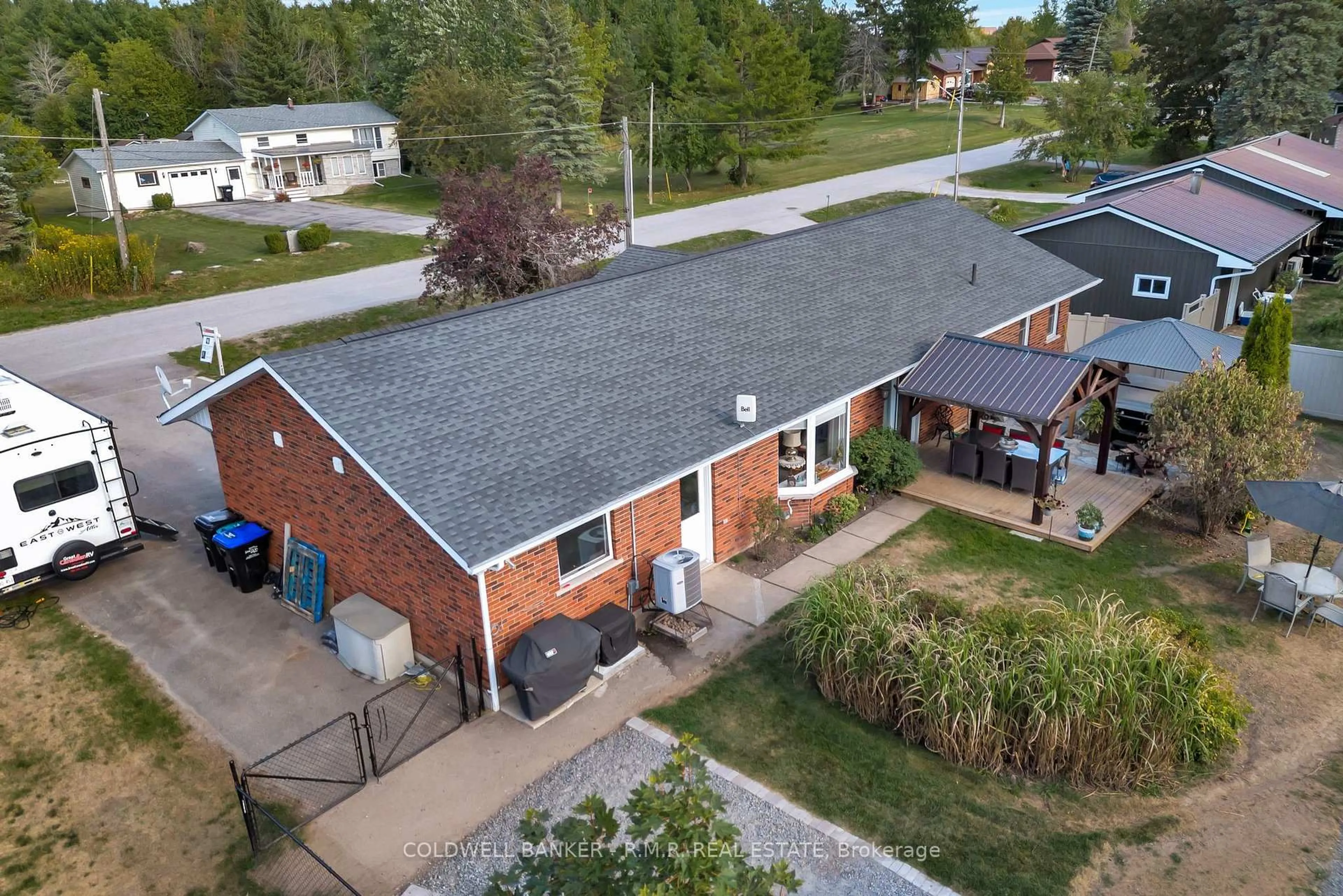 A pic from outside/outdoor area/front of a property/back of a property/a pic from drone, street for 2850 Perry Ave, Ramara Ontario L0K 1B0