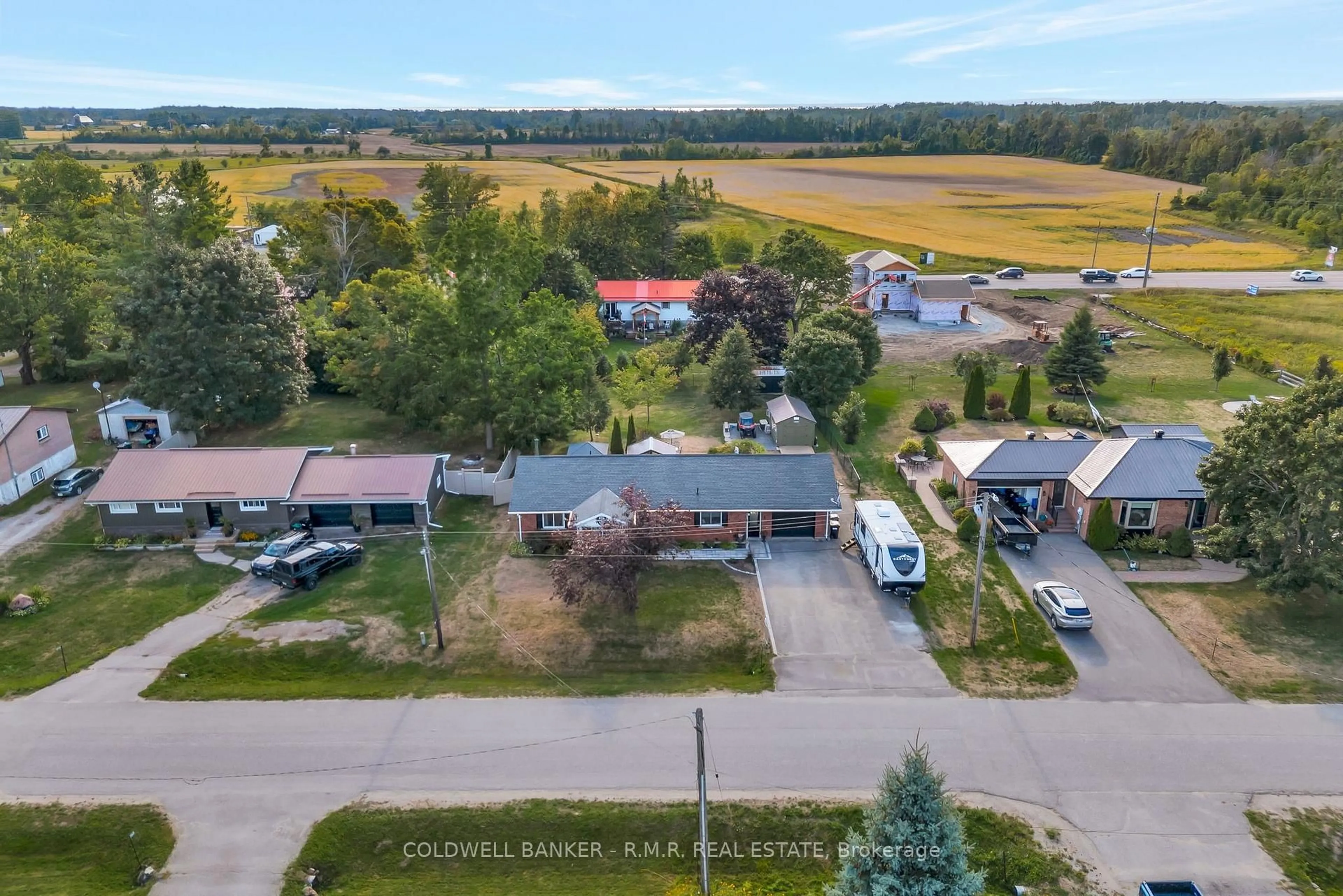 A pic from outside/outdoor area/front of a property/back of a property/a pic from drone, mountain view for 2850 Perry Ave, Ramara Ontario L0K 1B0