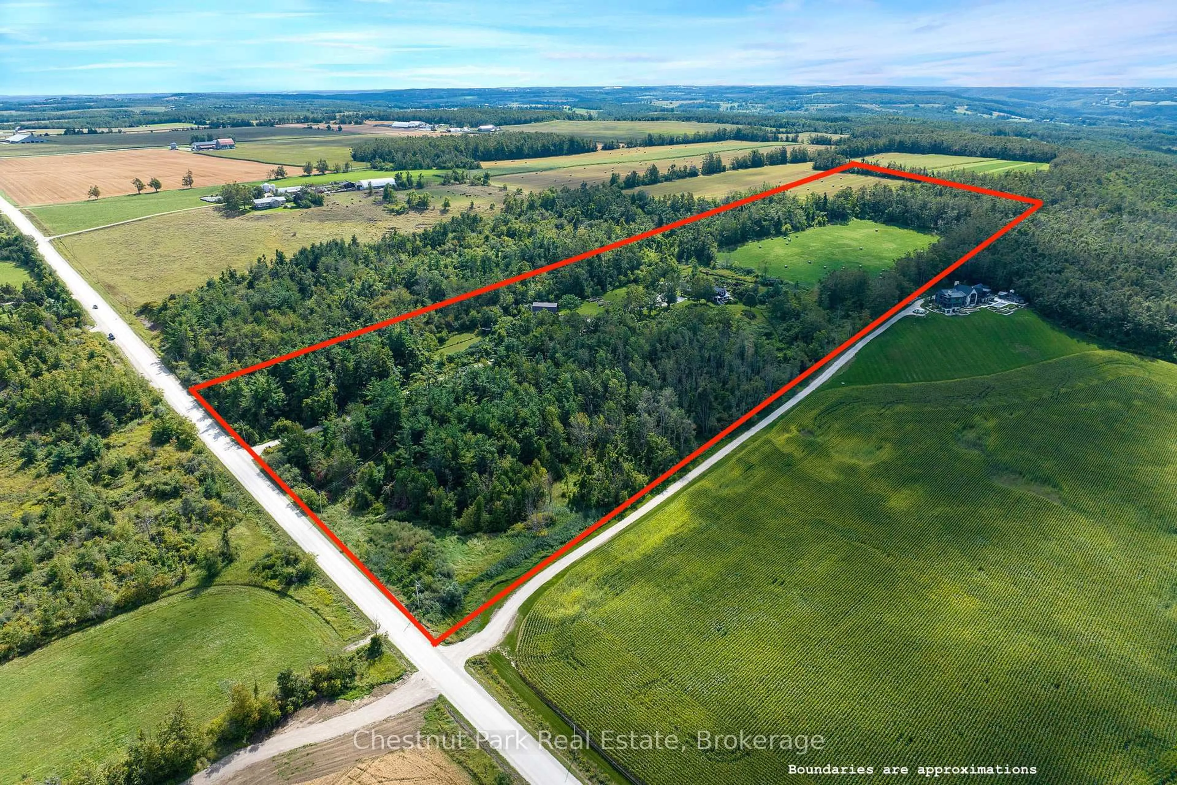 A pic from outside/outdoor area/front of a property/back of a property/a pic from drone, building for 3390 Concession 5 S Nottawasaga, Clearview Ontario L0M 1G0
