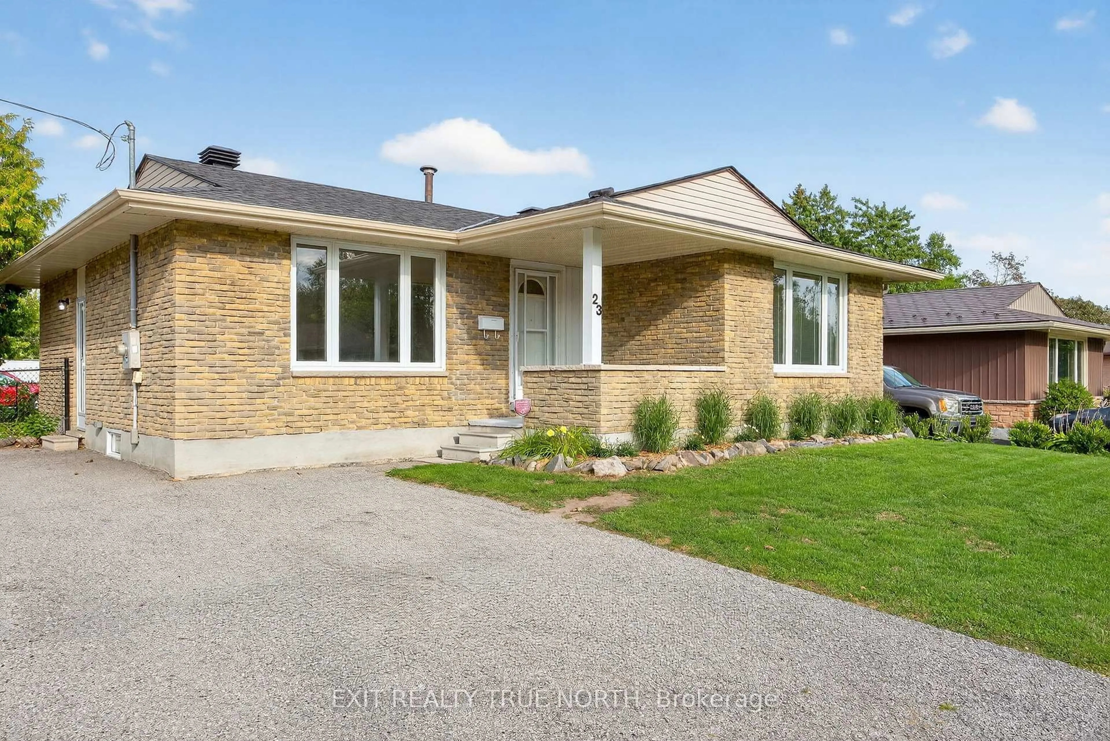 Home with brick exterior material, street for 23 Janine St, Barrie Ontario L4M 3K5