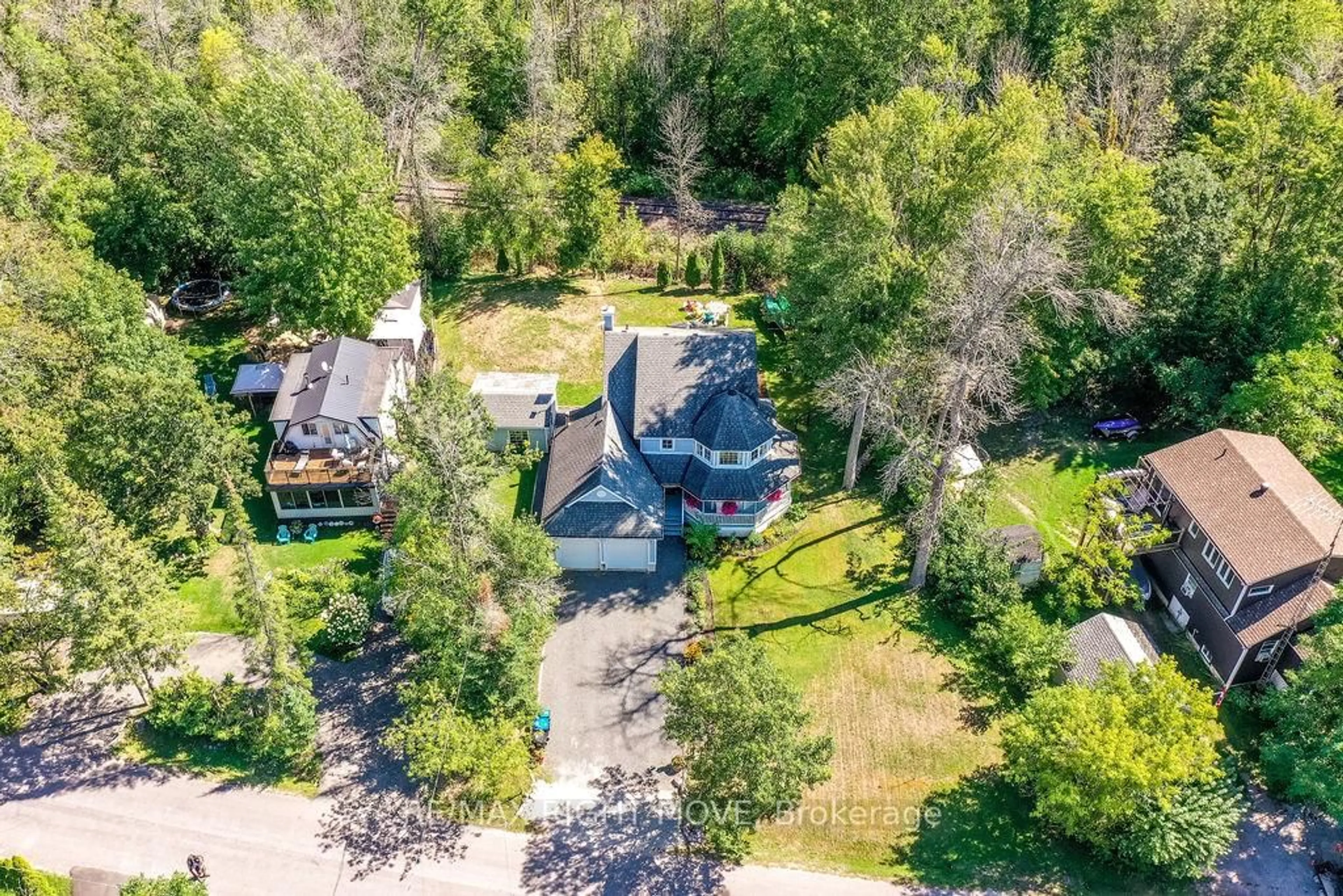 A pic from outside/outdoor area/front of a property/back of a property/a pic from drone, unknown for 7141 Beach Dr, Ramara Ontario L0K 2B0