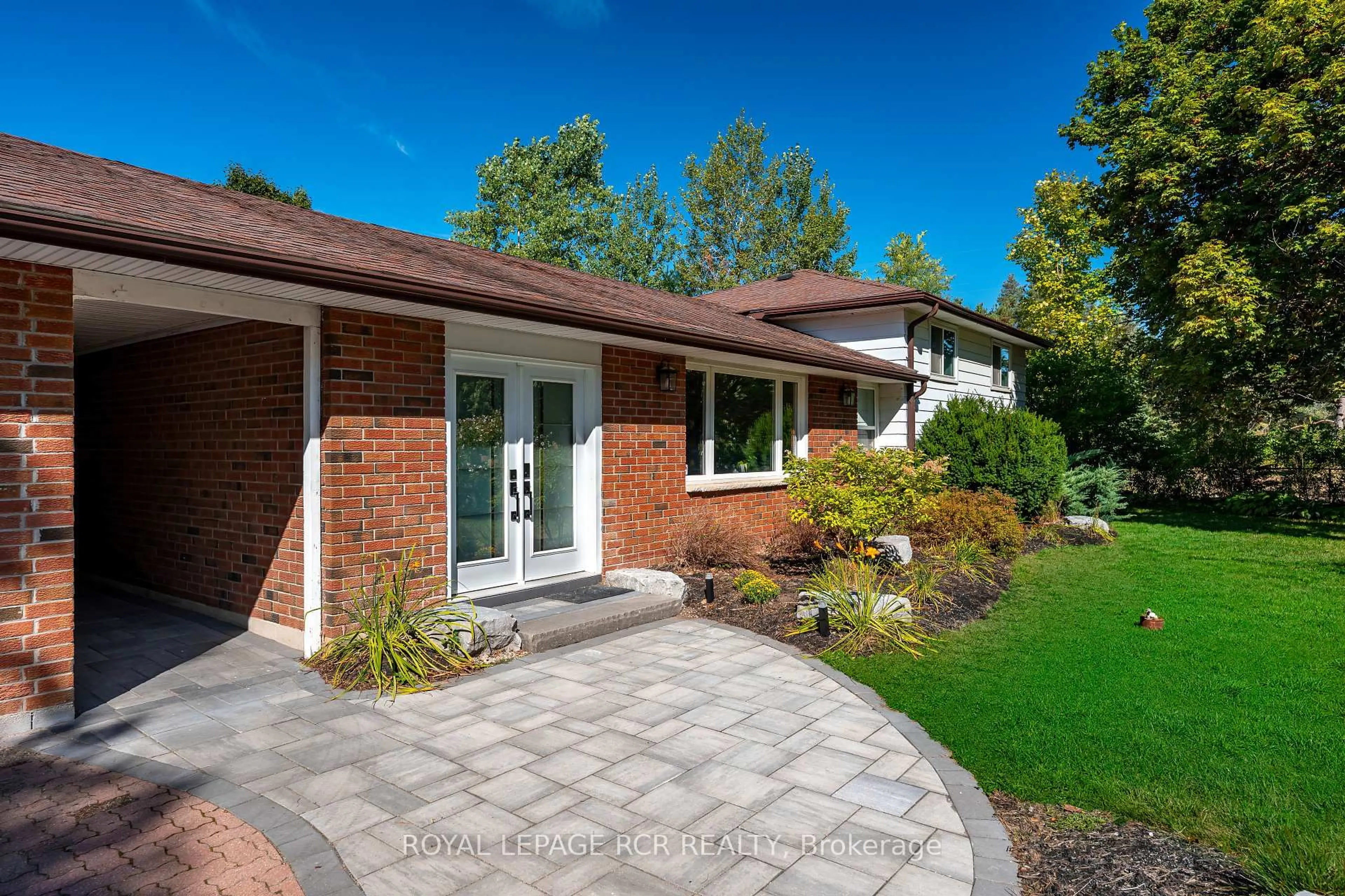 Home with brick exterior material, street for 2534 Sunnidale Rd, Springwater Ontario L0M 1T2