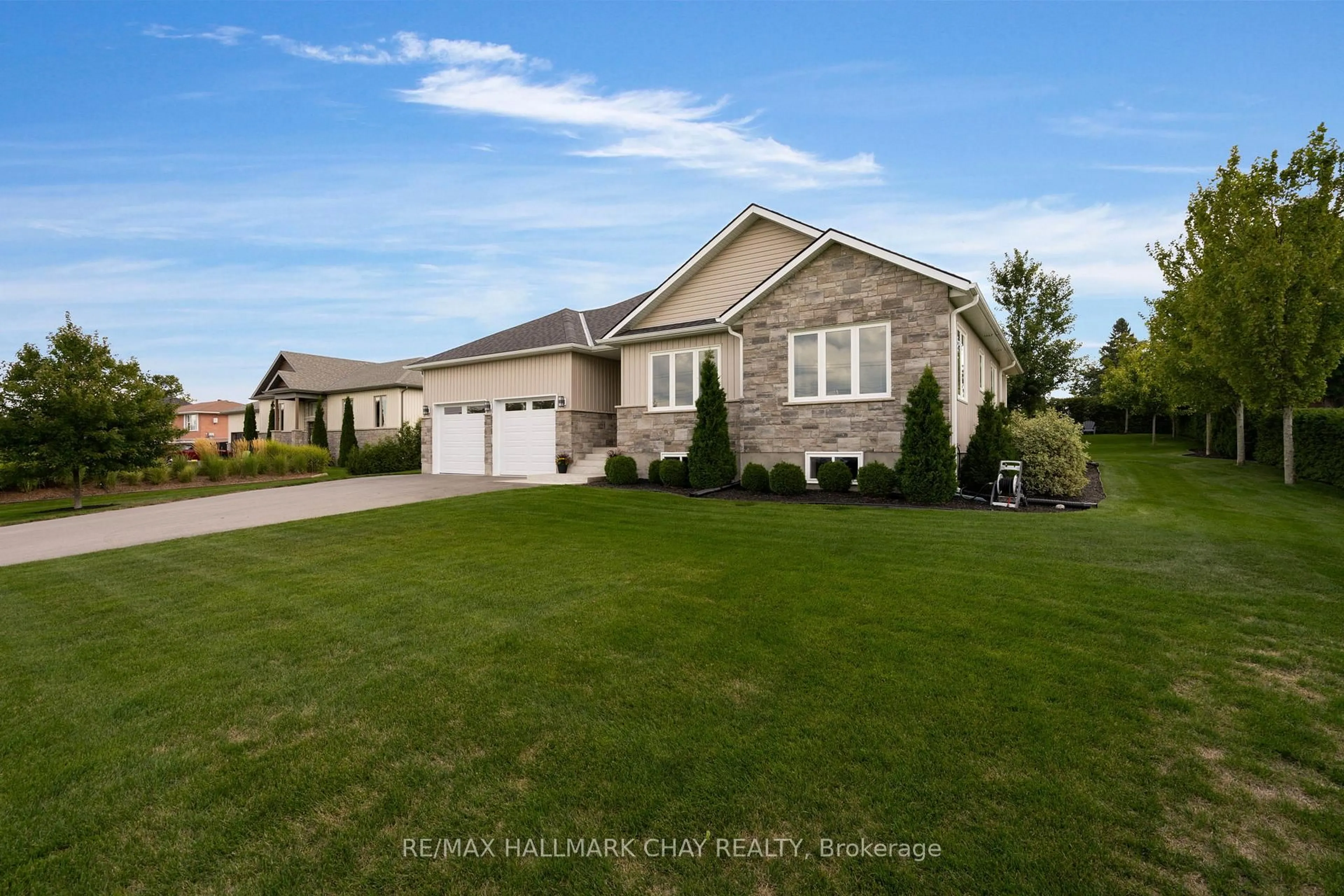 Unknown for 1415 15 16 Side Rd, Oro-Medonte Ontario L0L 1T0