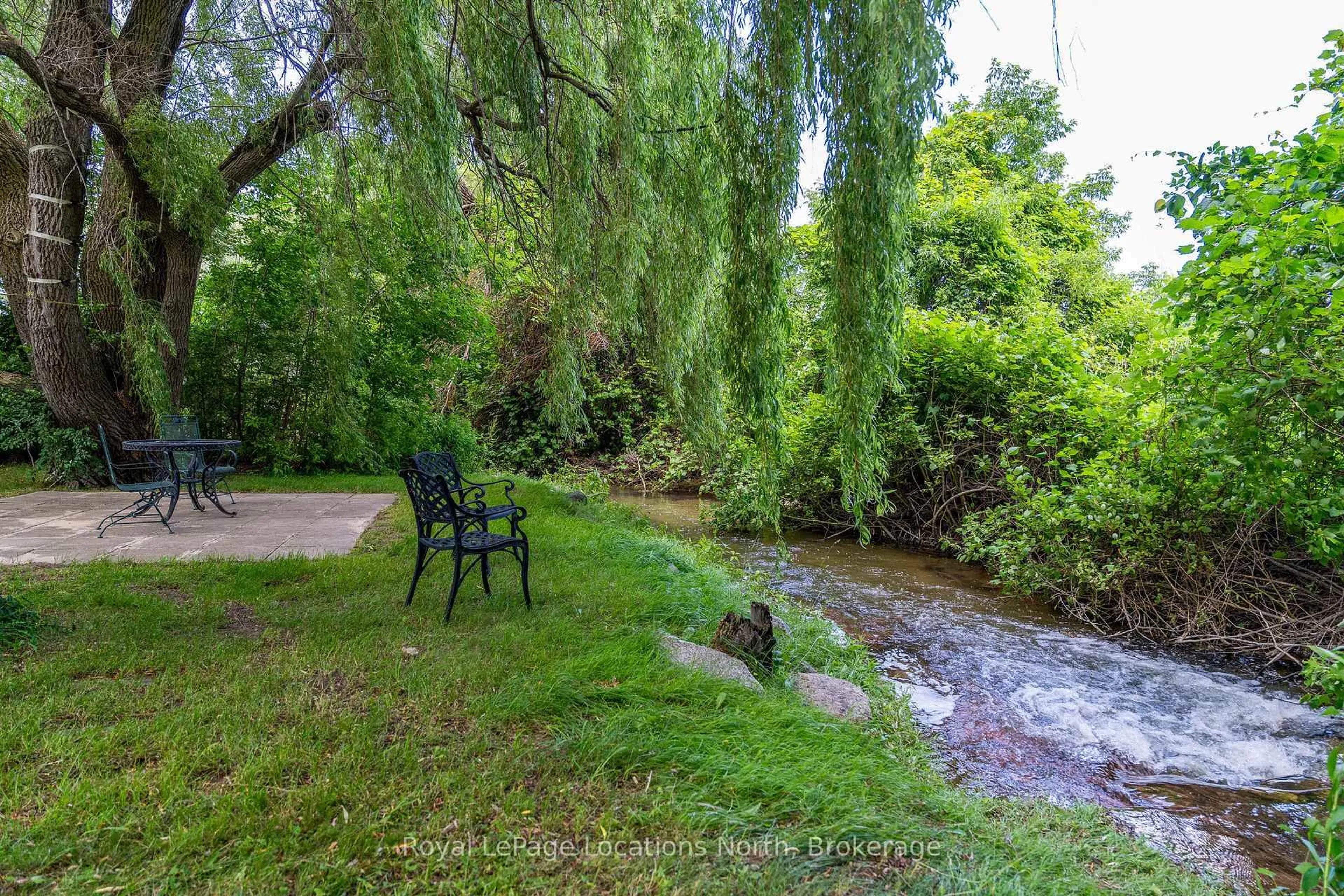 Patio, water/lake/river/ocean view for 795853 Grey 19 Rd, Collingwood Ontario L9Y 3Y9