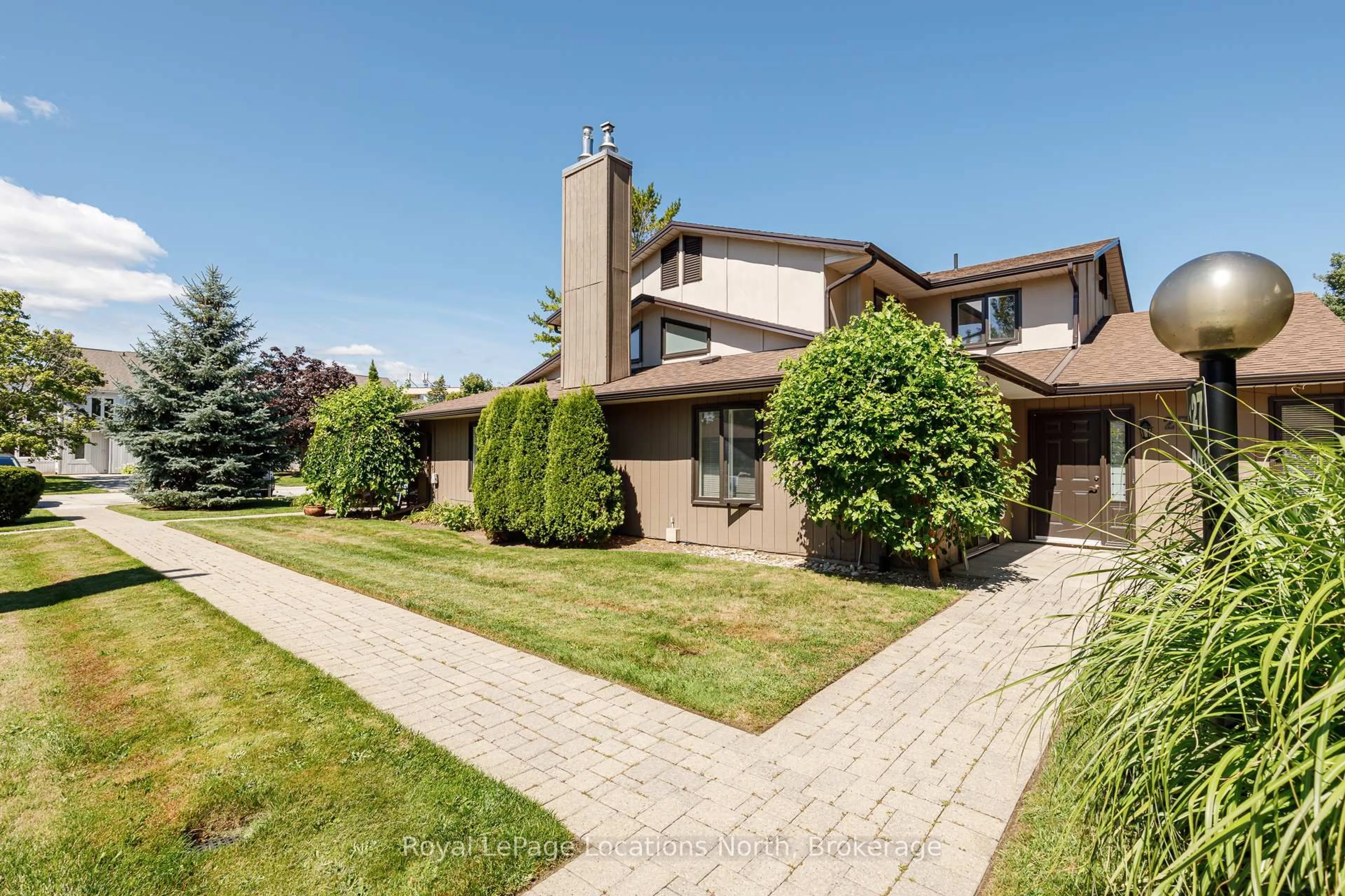 Unknown for 27 Trafalgar Rd, Collingwood Ontario L9Y 5G4