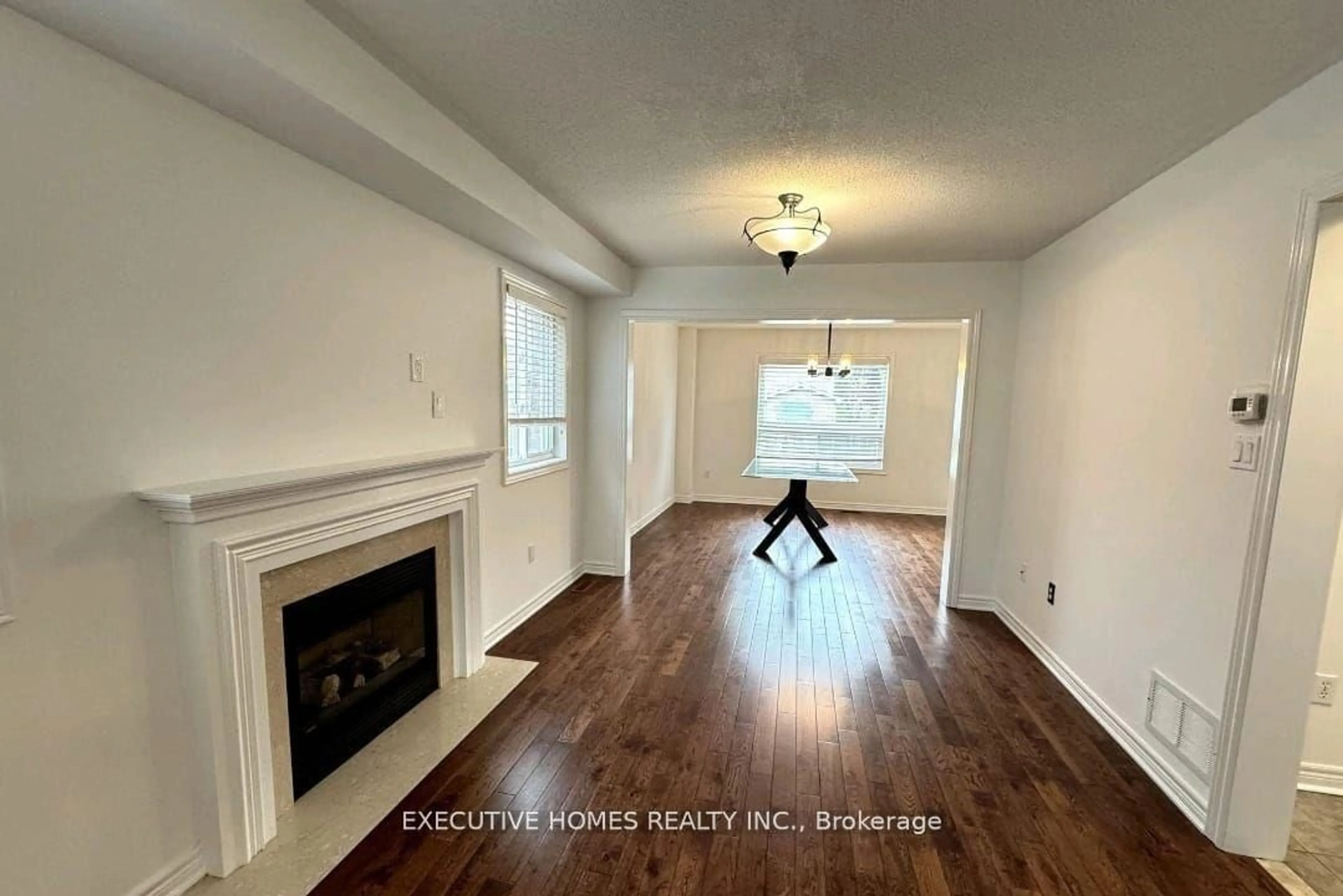 A pic of a room for 179 Cunningham Dr, Barrie Ontario L4N 5R2