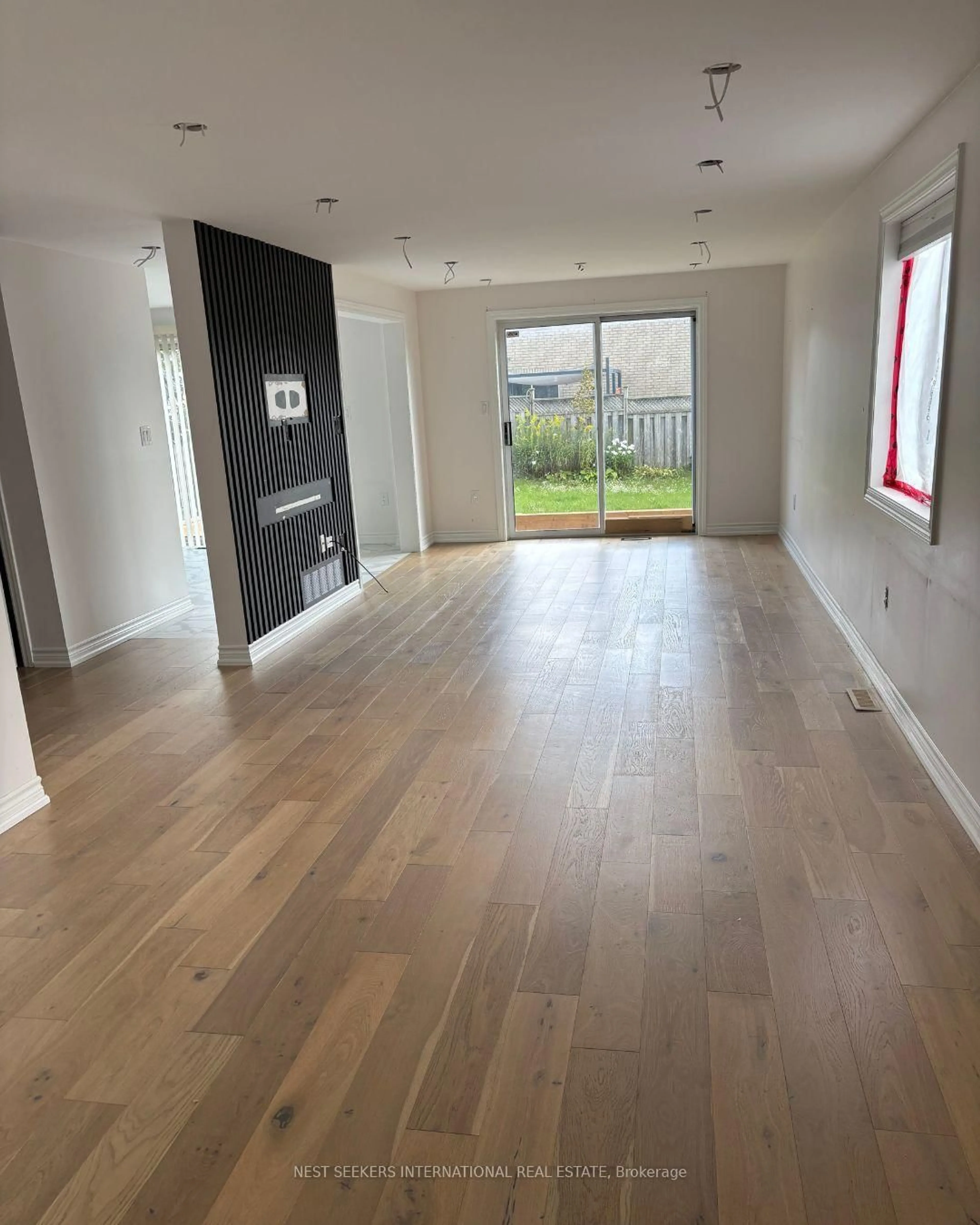 A pic of a room for 78 Clute Cres, Barrie Ontario L4N 8S6