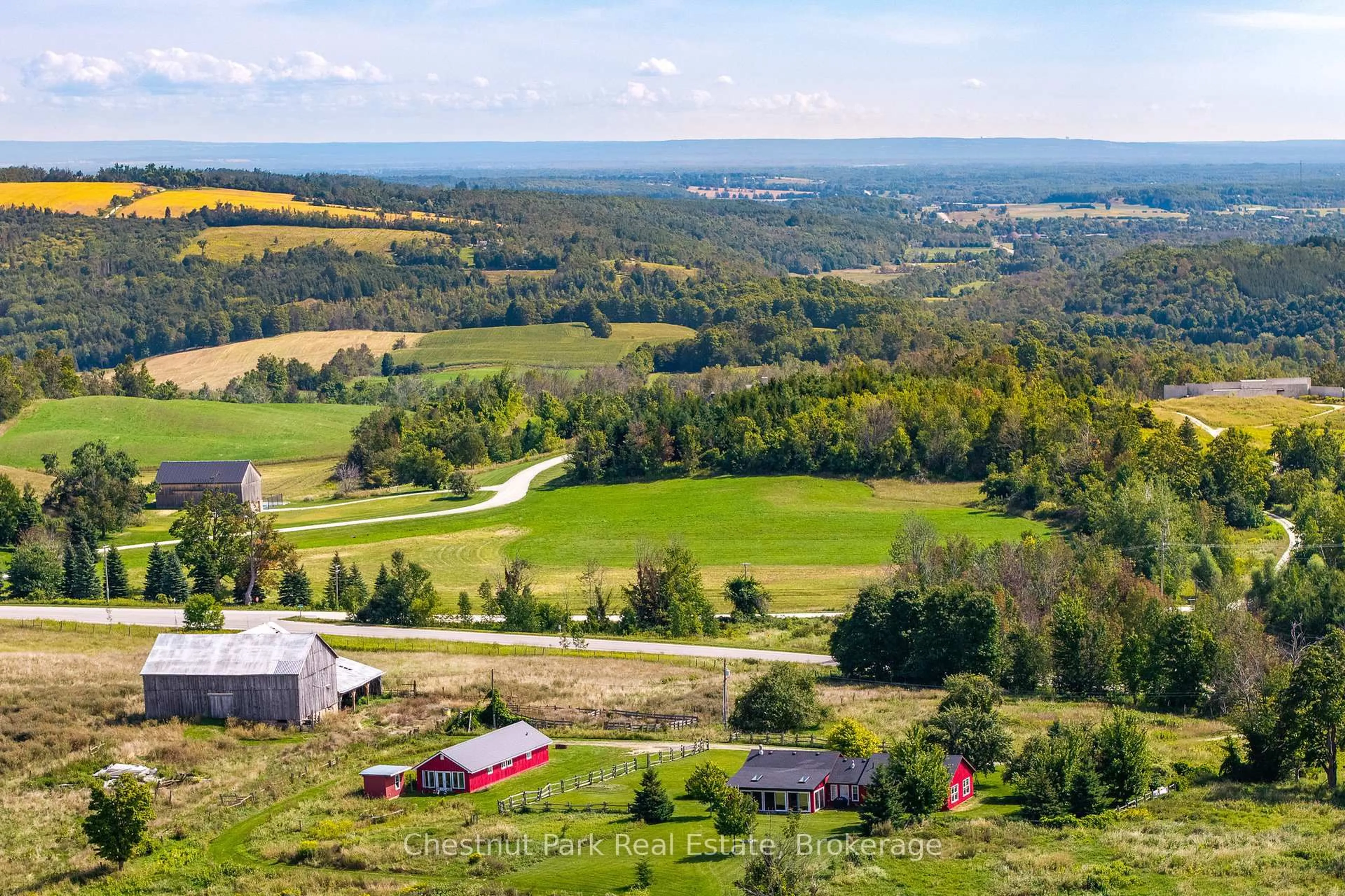 A pic from outside/outdoor area/front of a property/back of a property/a pic from drone, unknown for 2826 Concession 8 S Nottawasaga, Clearview Ontario L0M 1L0