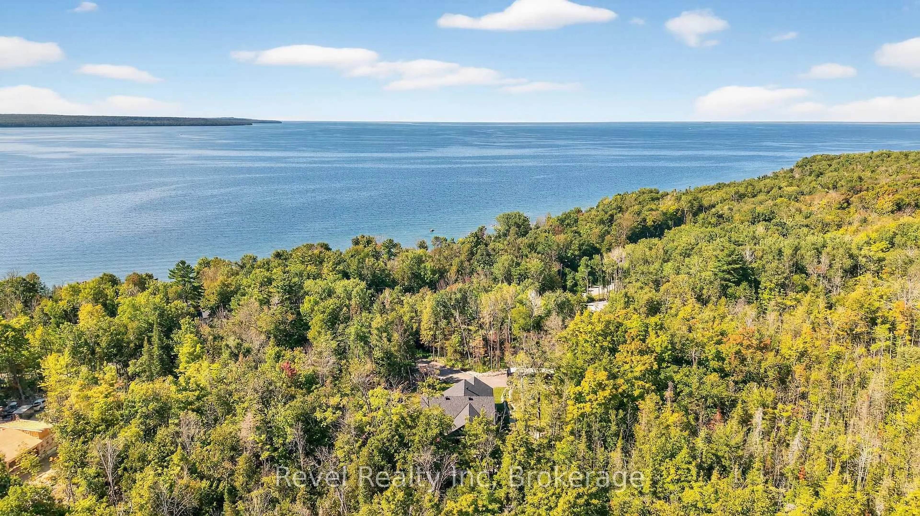 A pic from outside/outdoor area/front of a property/back of a property/a pic from drone, water/lake/river/ocean view for 517 Silverbirch Dr, Tiny Ontario L9M 0M5
