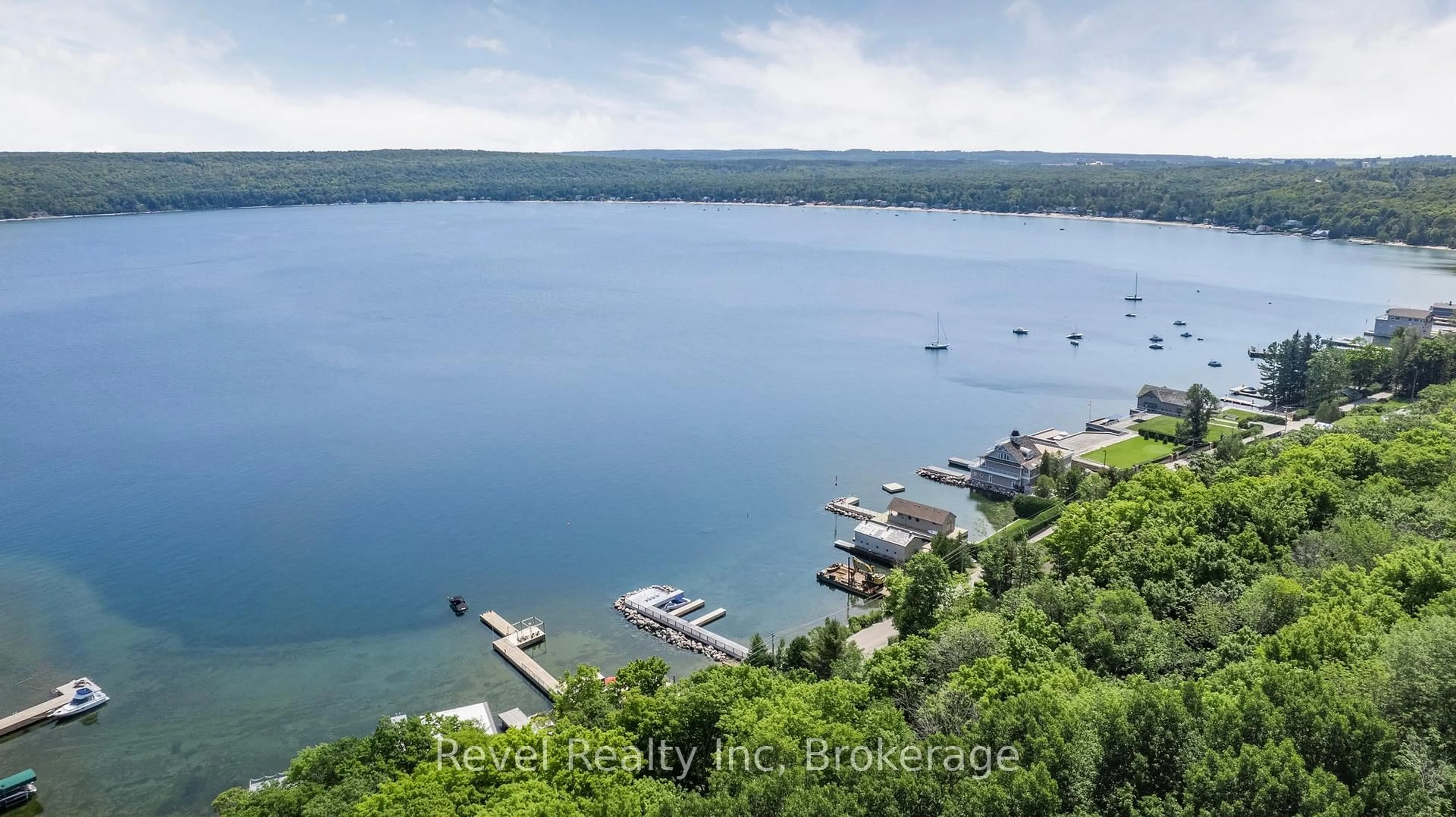 A pic from outside/outdoor area/front of a property/back of a property/a pic from drone, water/lake/river/ocean view for 517 Silverbirch Dr, Tiny Ontario L9M 0M5