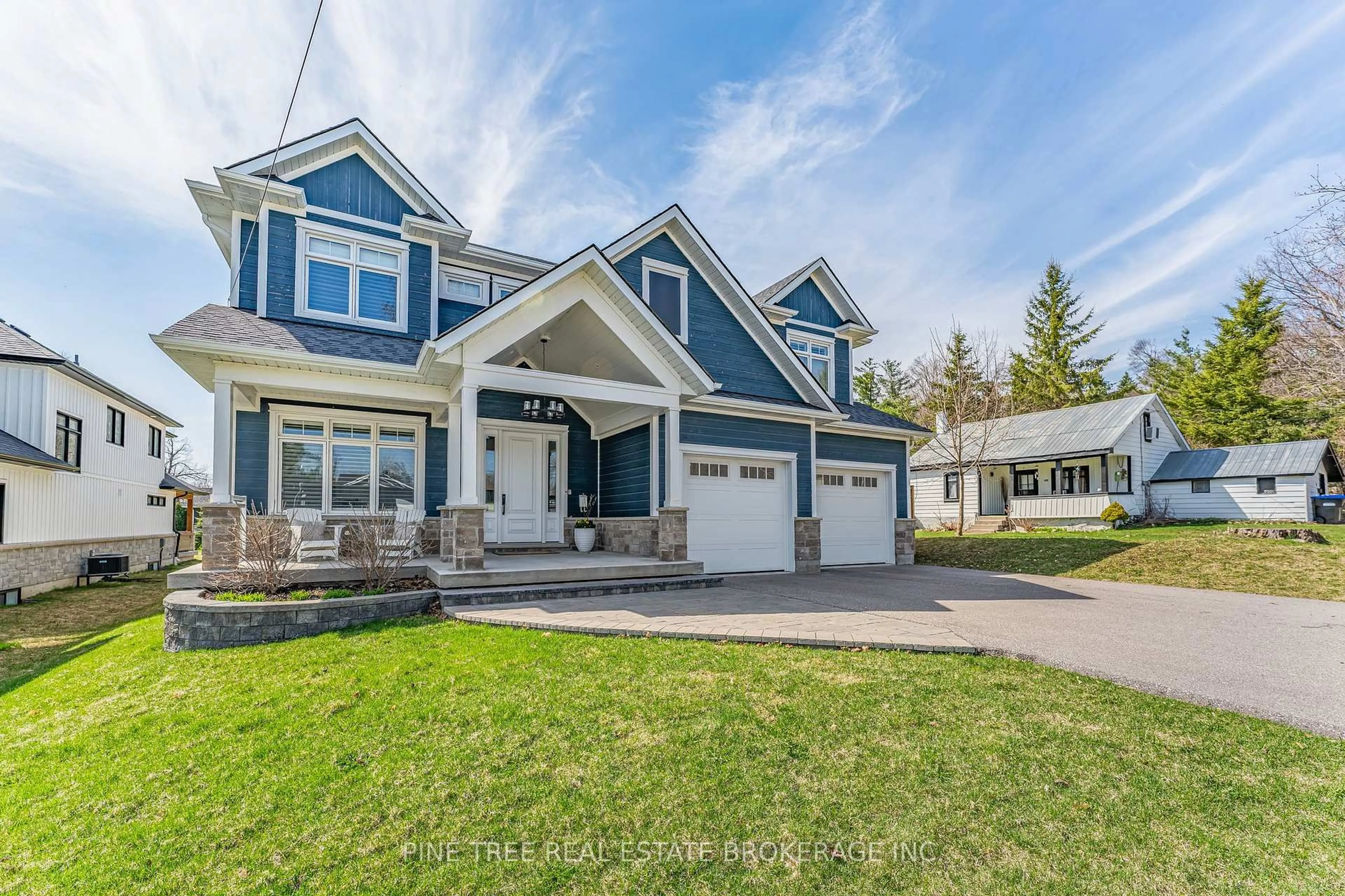 Home with vinyl exterior material, street for 6 Colborne St, Oro-Medonte Ontario L0L 2E0