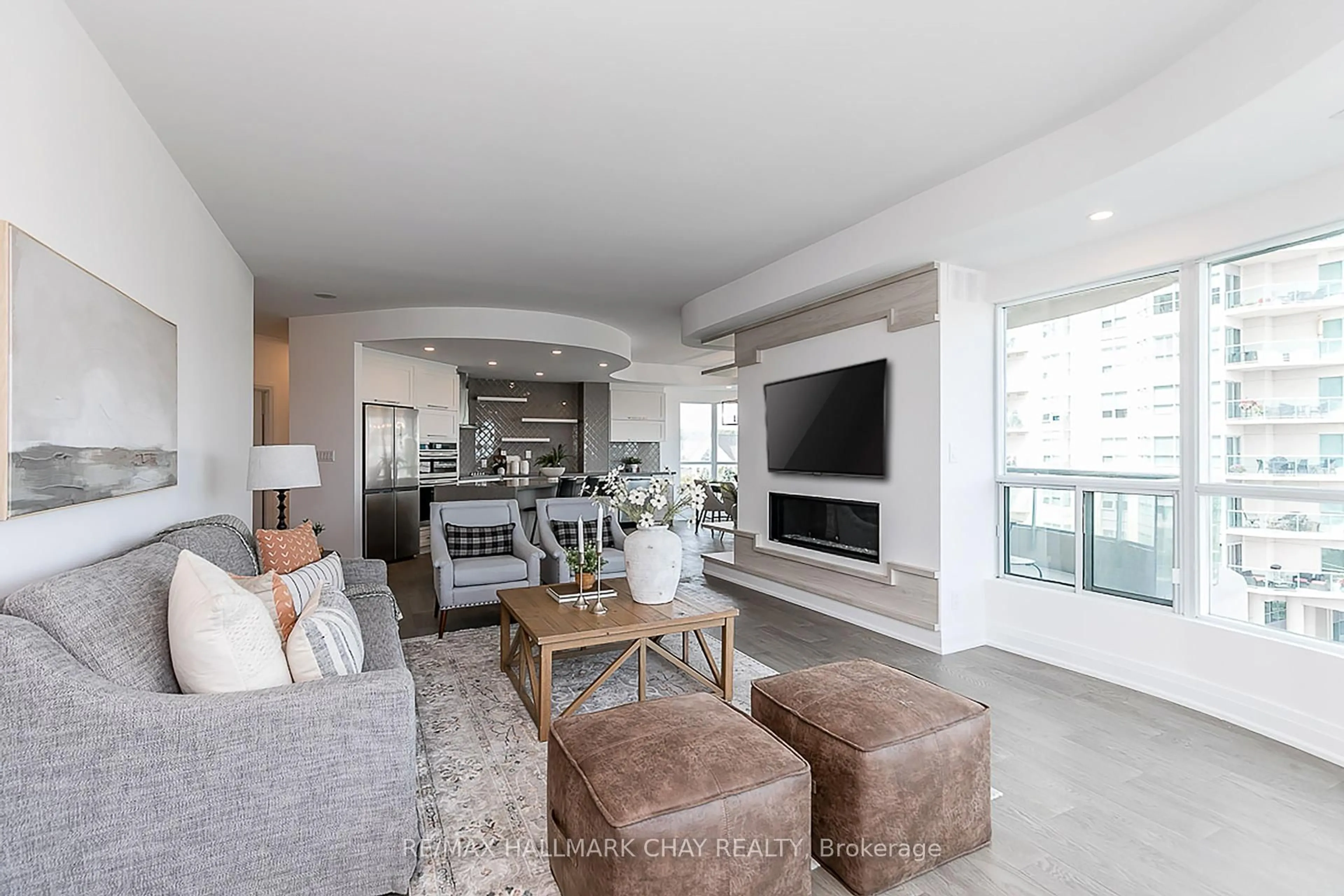 Living room with furniture, unknown for 2 Toronto St #509, Barrie Ontario L4N 9R2