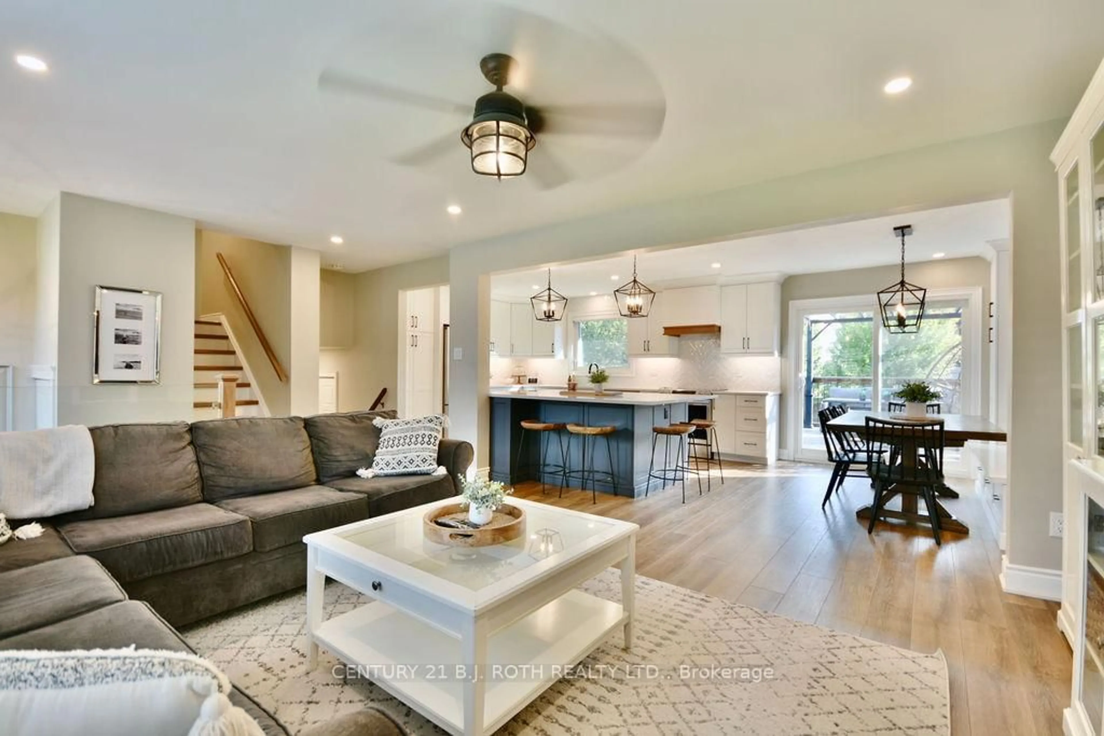 Open concept kitchen, unknown for 13 Clover Ave, Barrie Ontario L4N 3M7