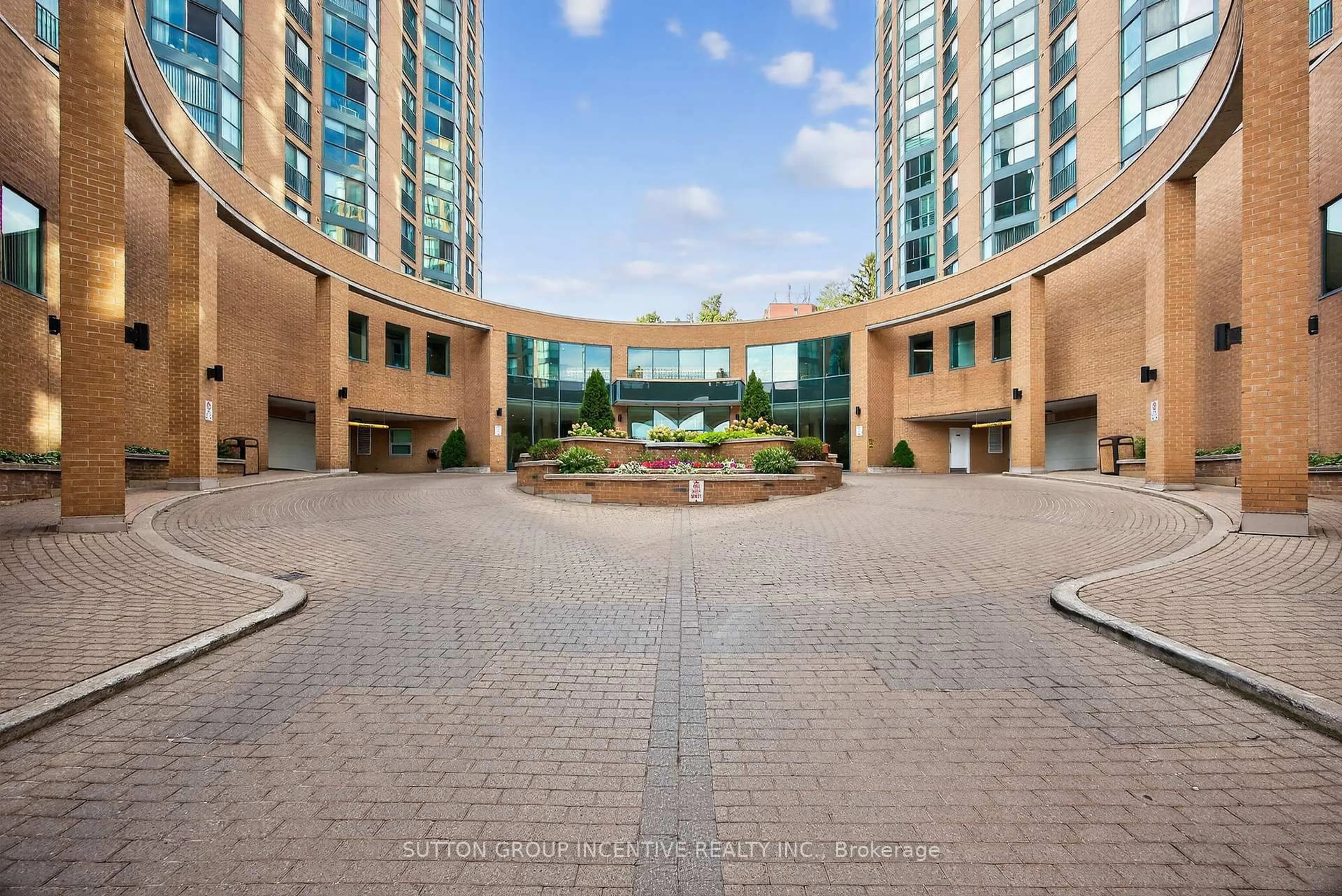 Unknown for 140 Dunlop St #505, Barrie Ontario L4M 6H9