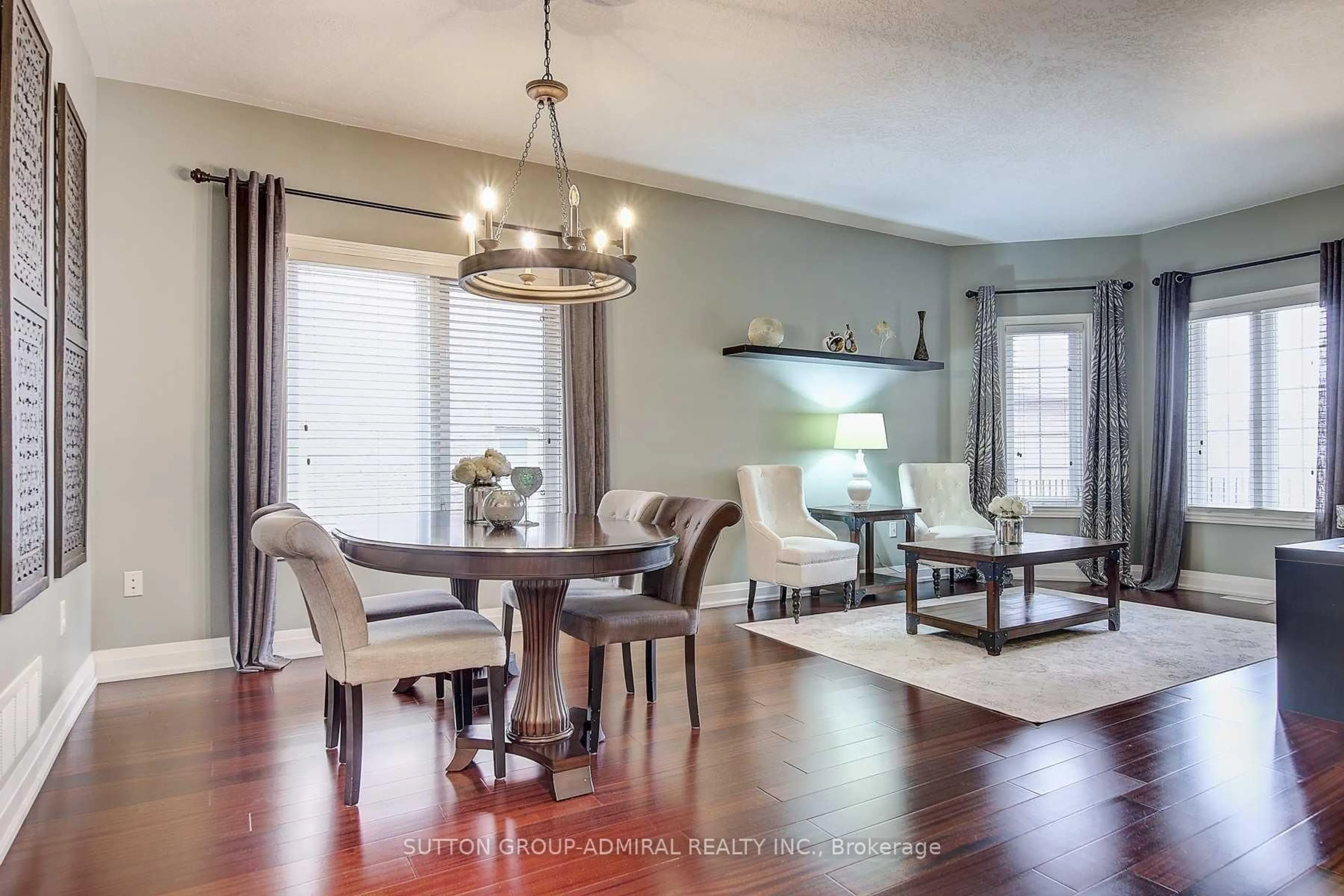 Dining room, wood/laminate floor for 21 Black Ash Tr, Barrie Ontario L4N 3K2