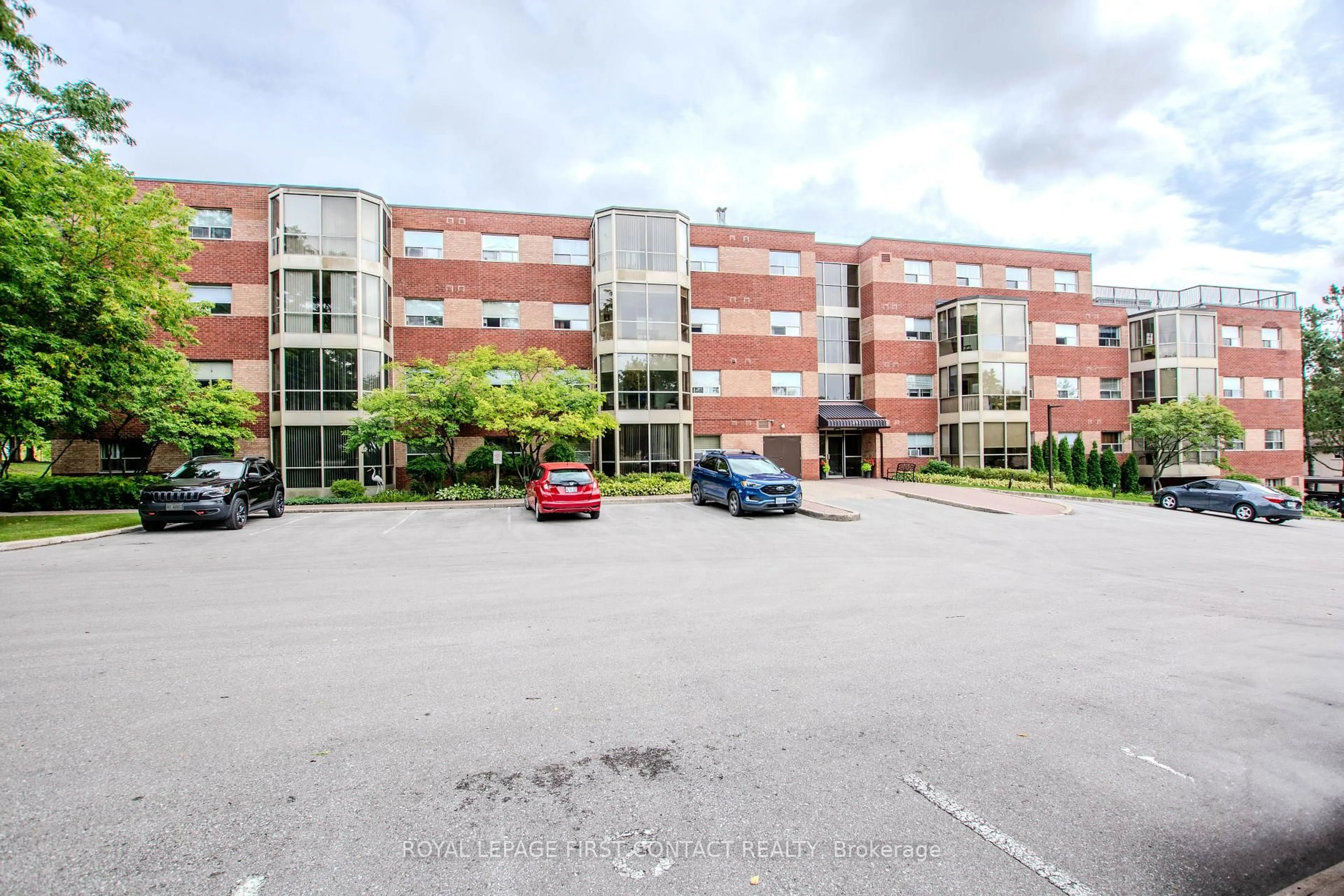 Unknown for 291 Blake St #401, Barrie Ontario L4M 1K7