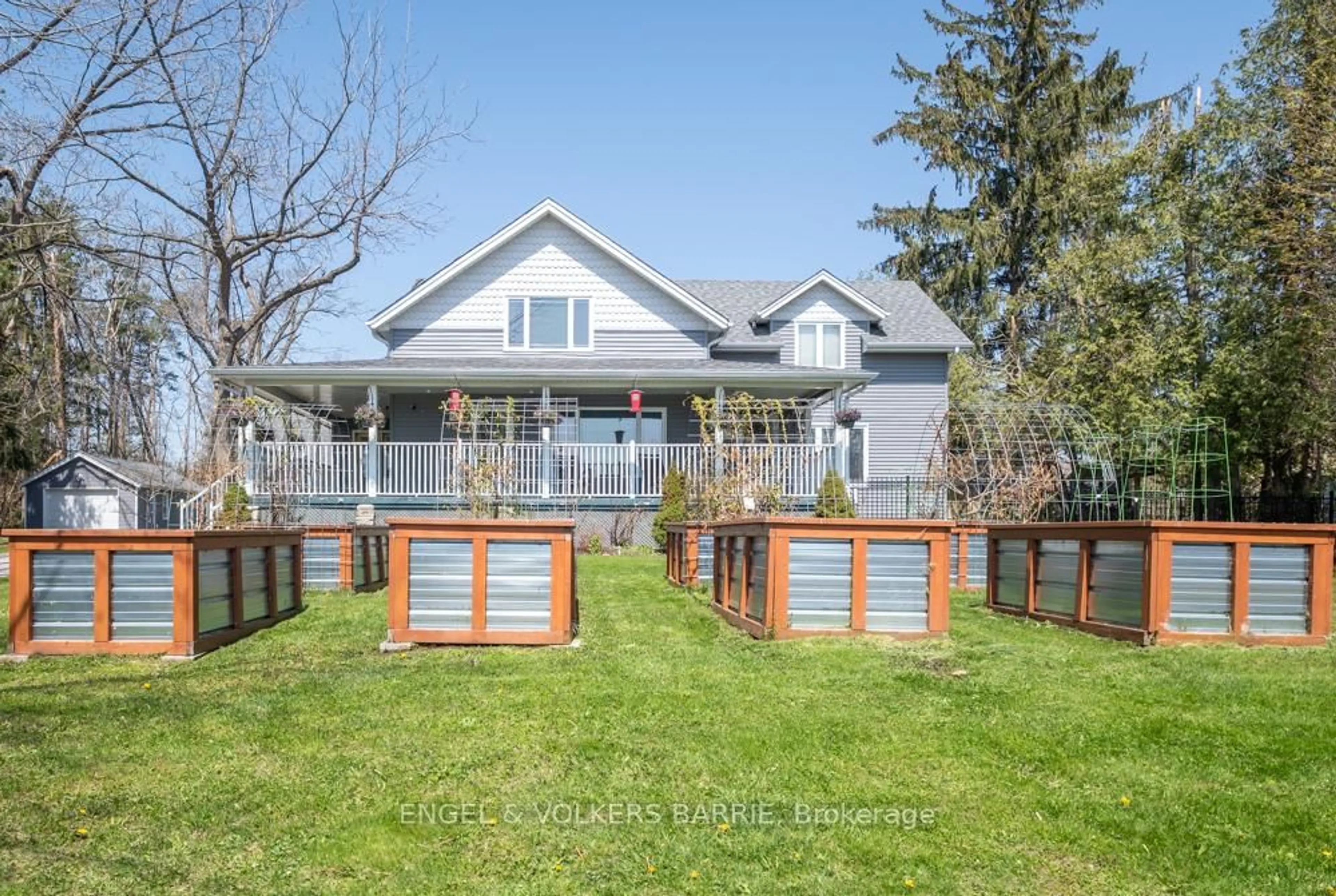 Patio, water/lake/river/ocean view for 112 Lakeshore Rd, Oro-Medonte Ontario L0L 2E0