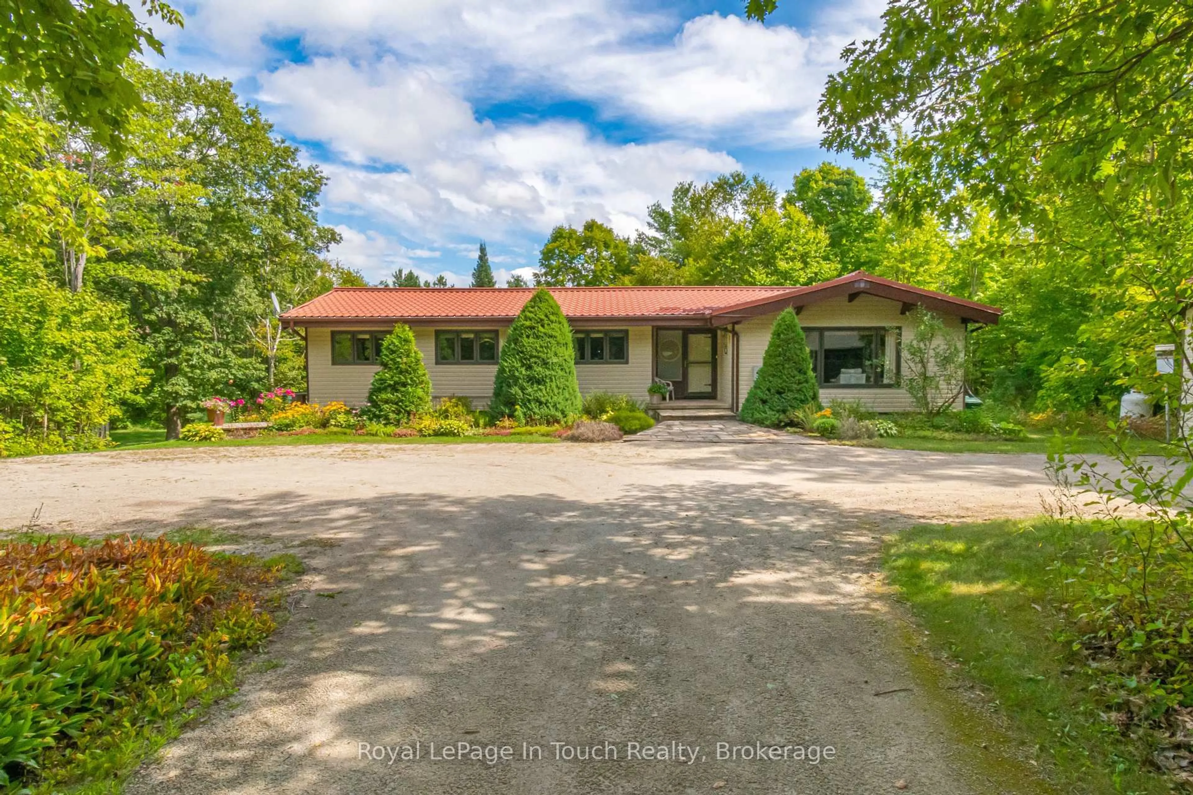 A pic from outside/outdoor area/front of a property/back of a property/a pic from drone, street for 229 Dawsons Sdrd, Tiny Ontario L0L 2T0
