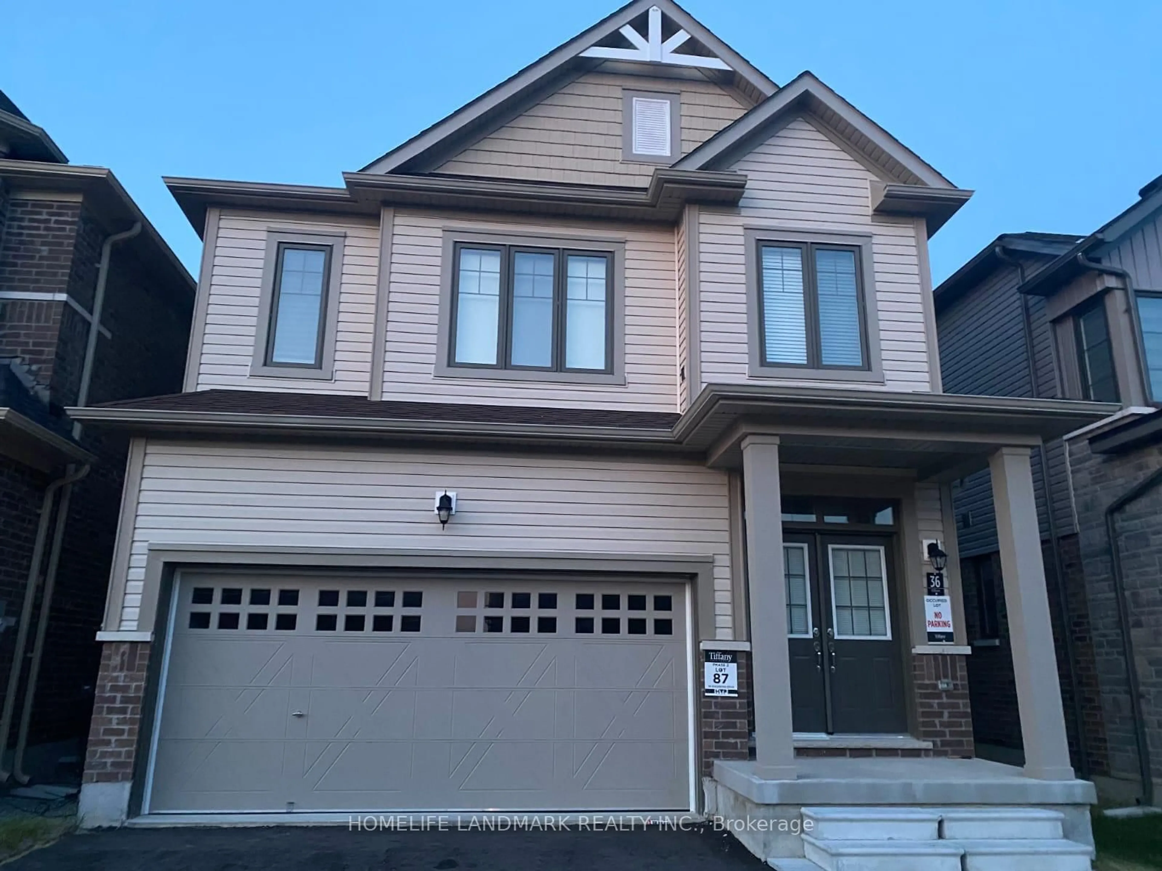Home with vinyl exterior material, street for 36 Rochester Dr, Barrie Ontario L9S 2Z8