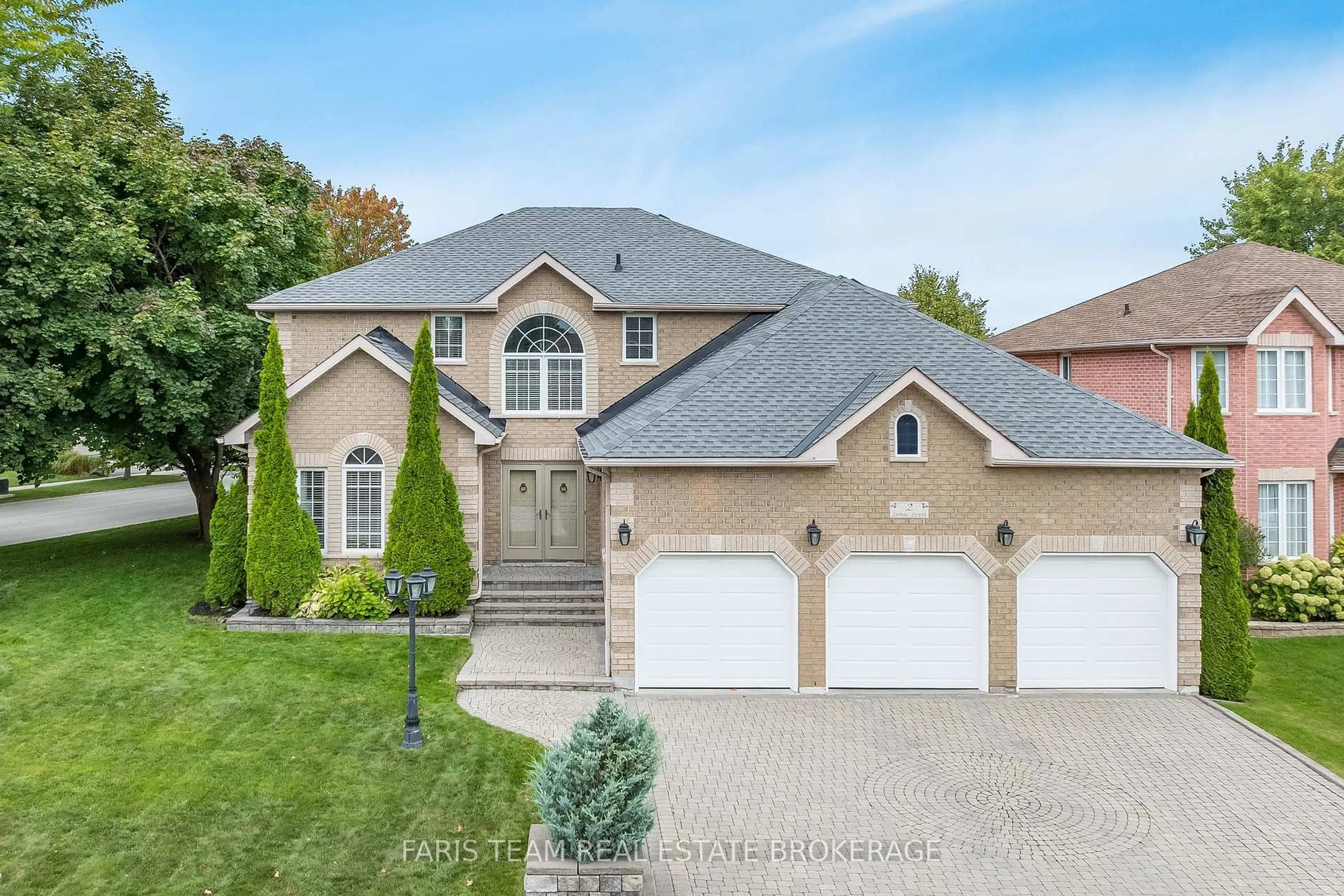 Home with brick exterior material, street for 2 Sumac St, Barrie Ontario L4N 9R8