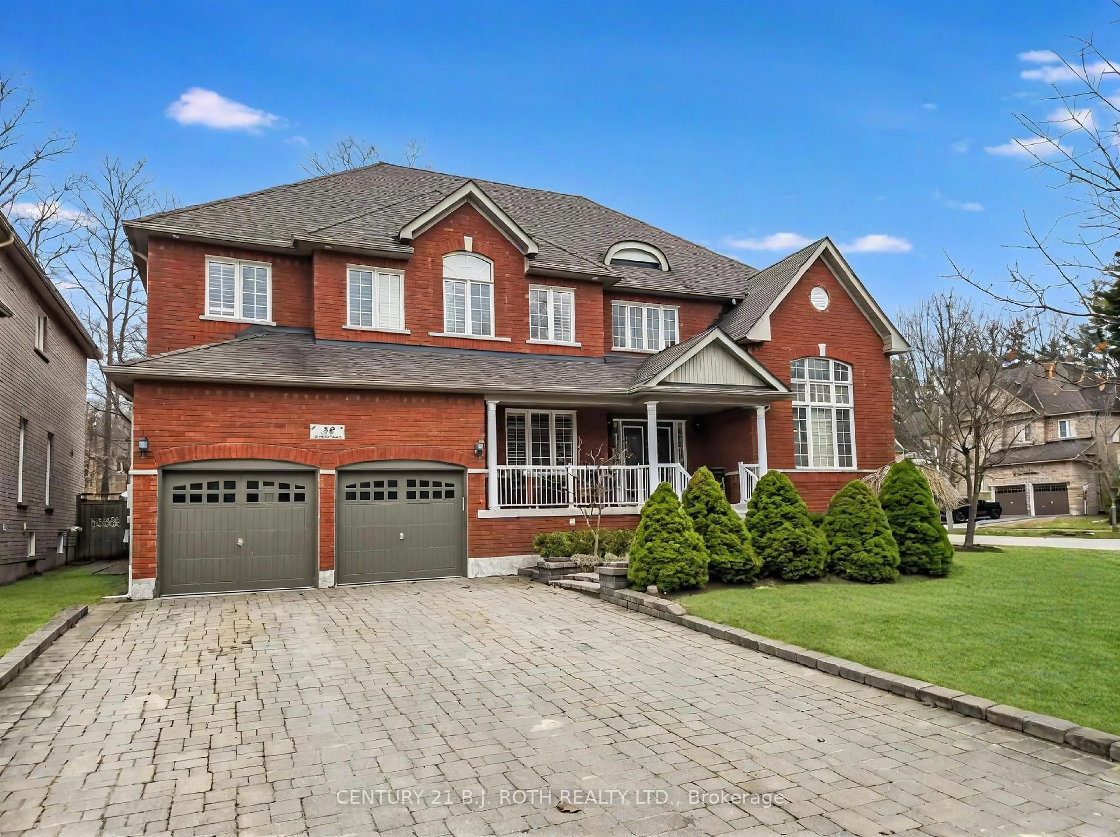Home with brick exterior material, street for 38 Camelot Sq, Barrie Ontario L4M 0C3