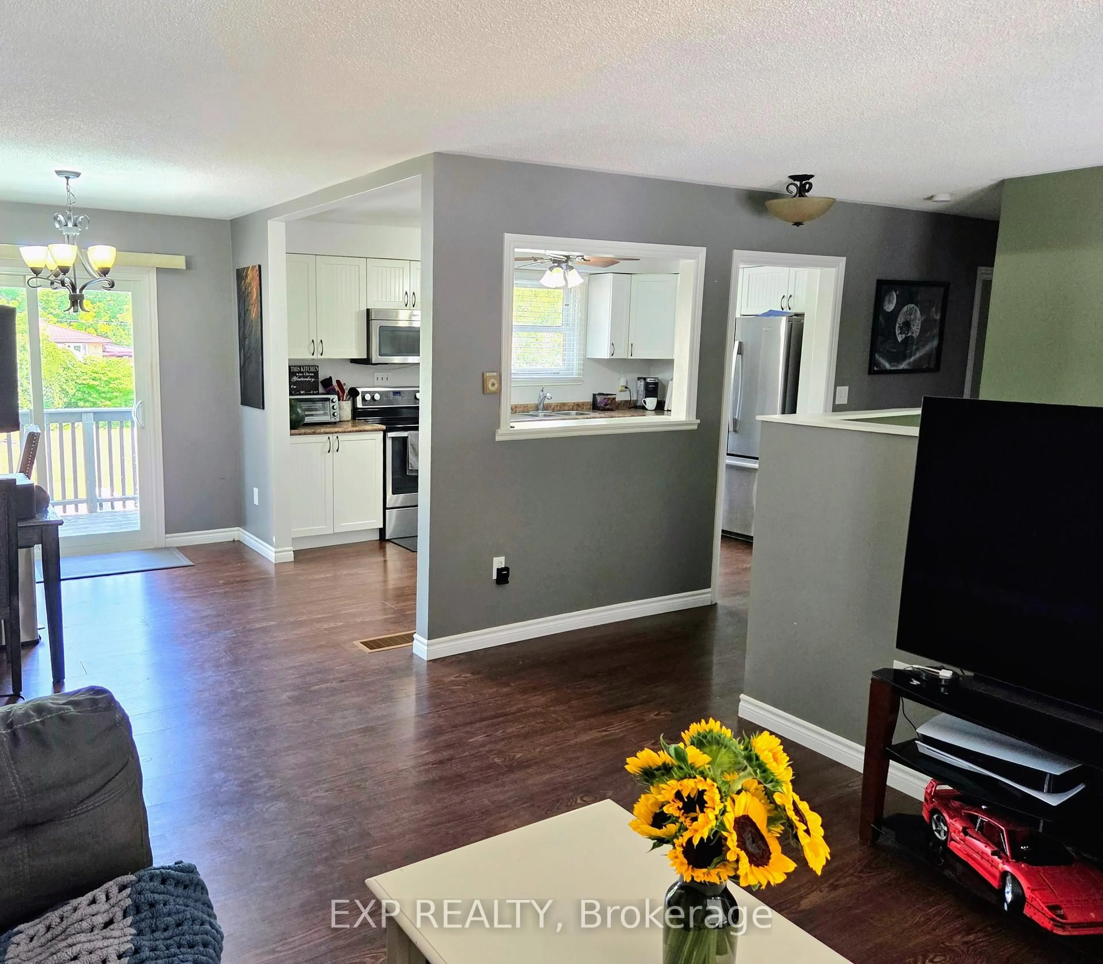 A pic of a room for 440 Barrie Rd, Orillia Ontario L3V 6L9