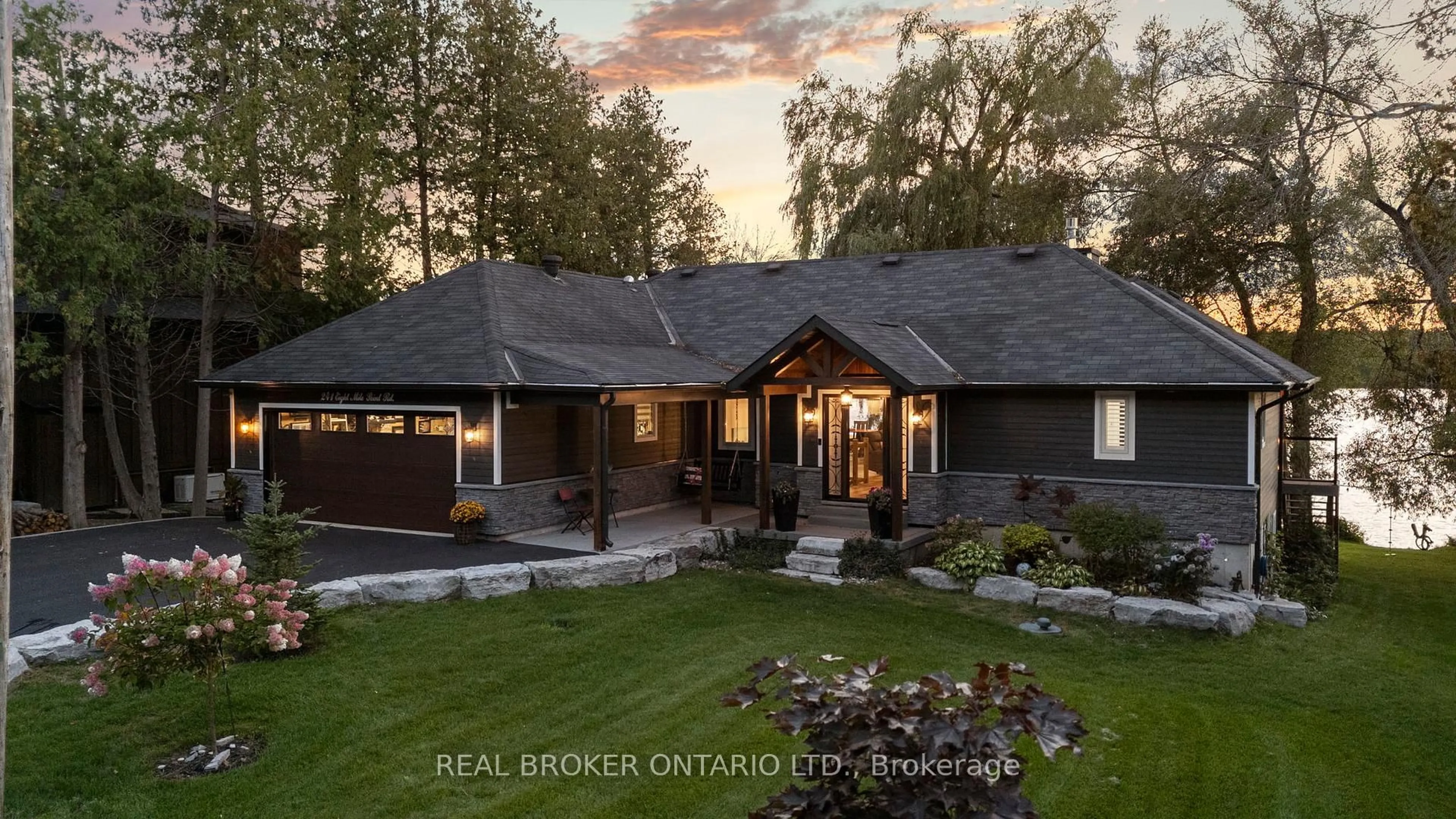 Home with vinyl exterior material, unknown for 241 Eight Mile Point Rd, Oro-Medonte Ontario L3V 6H1