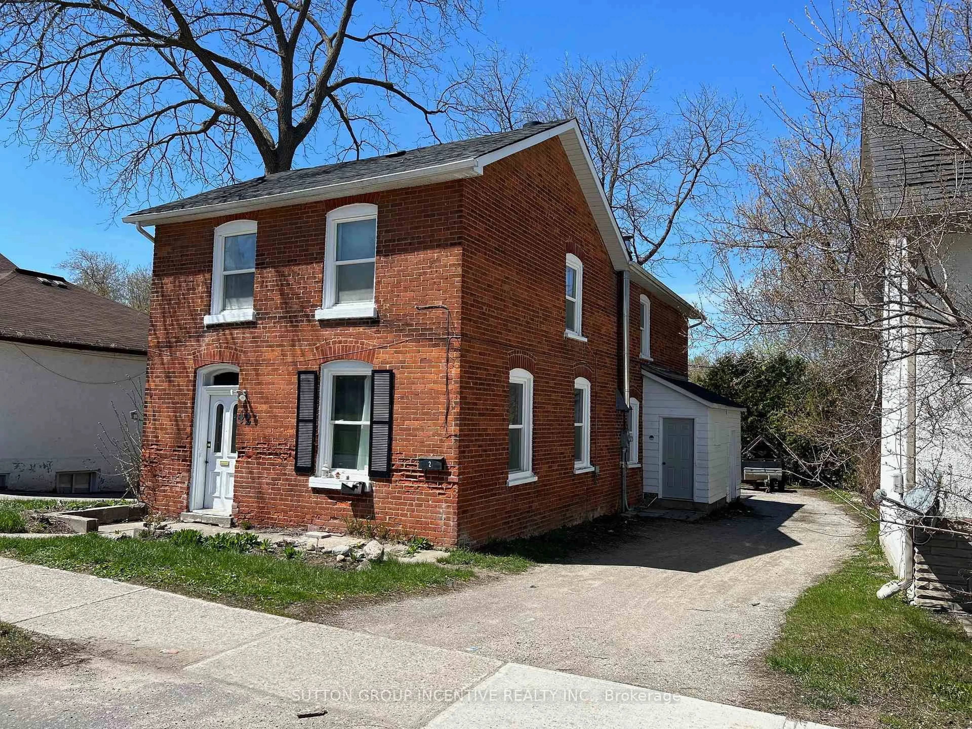 Home with brick exterior material, street for 42 Penetang St, Barrie Ontario L4M 1V6