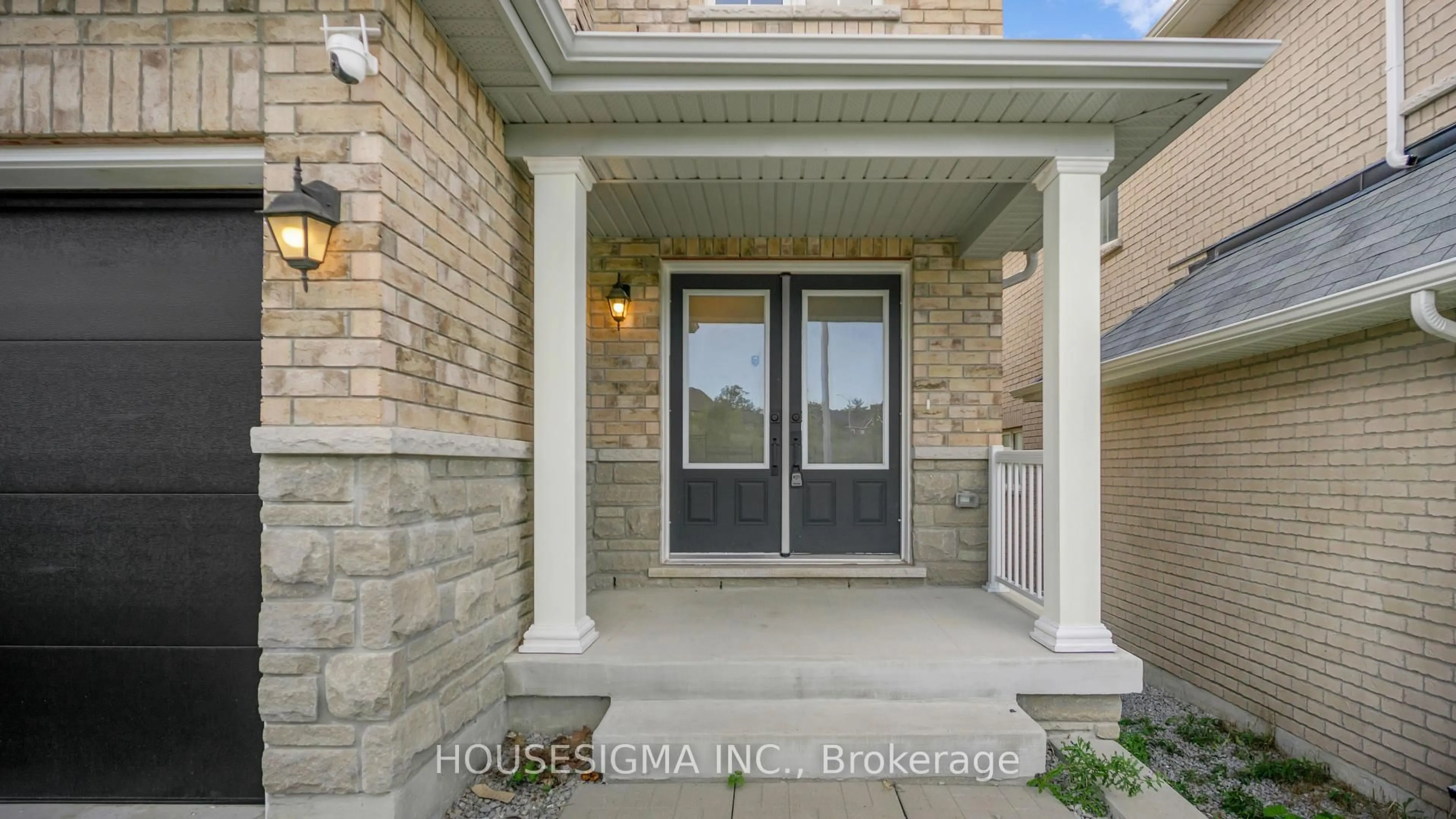 Indoor entryway for 13 Muirfield Dr, Barrie Ontario L4N 5E9