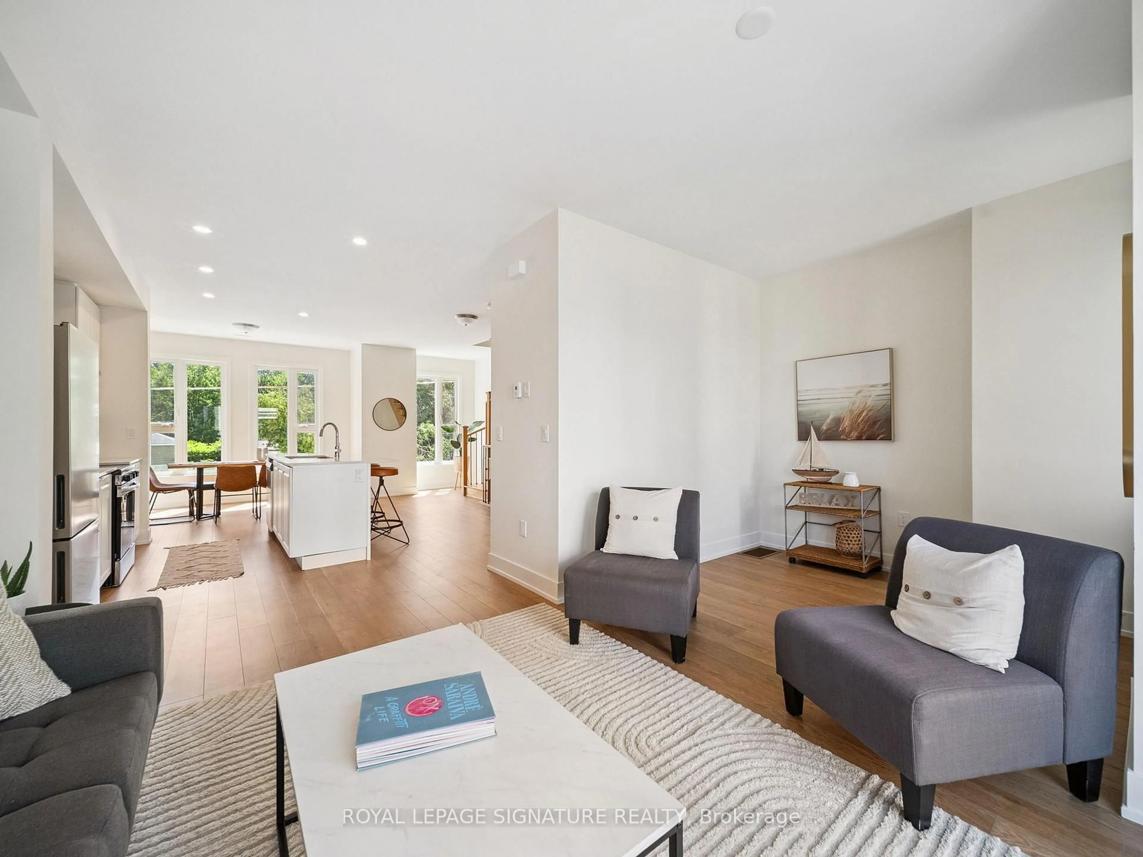 Living room with furniture, unknown for 18 Bru-Lor Lane, Orillia Ontario L3V 8P4