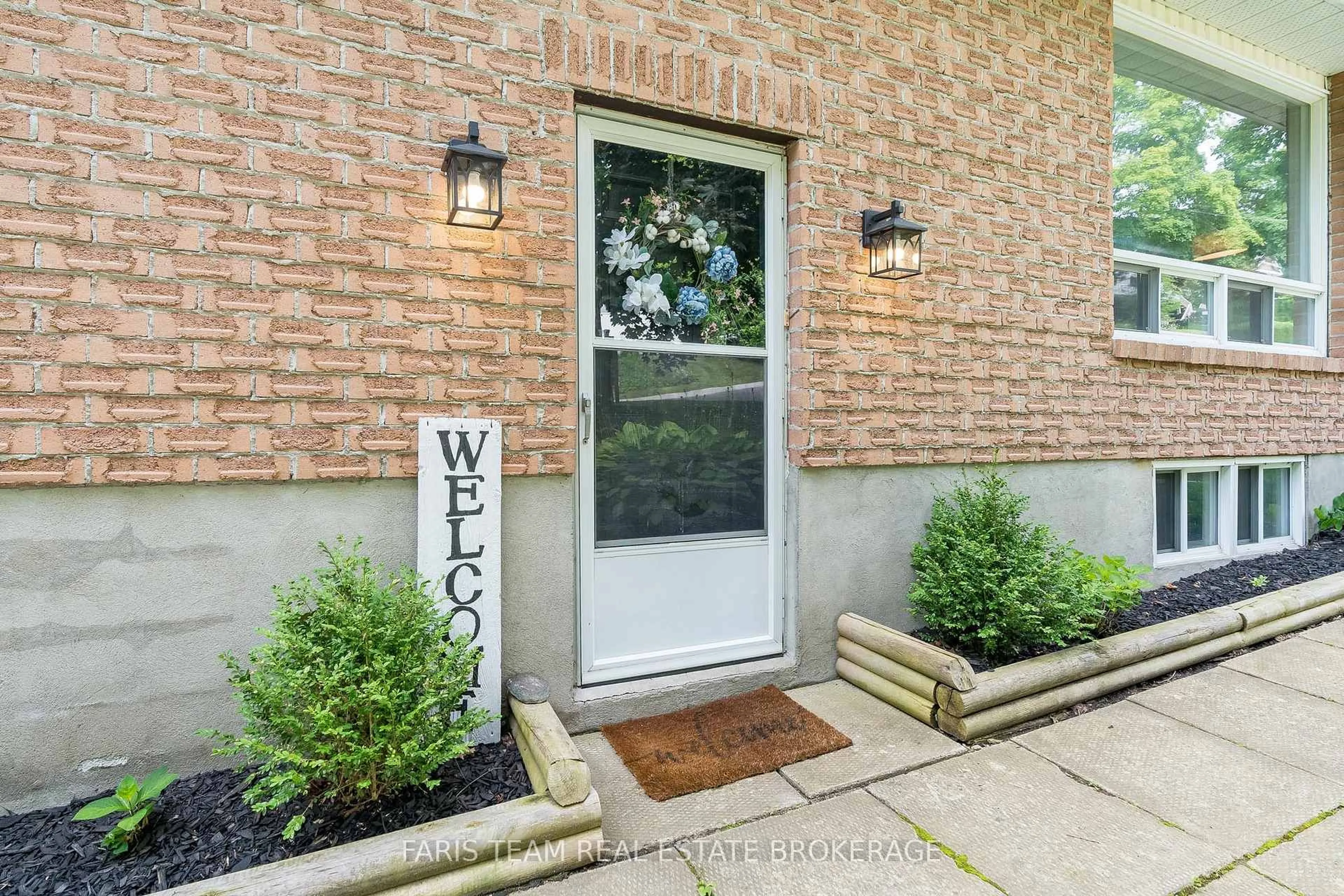 Unknown for 427 Ann St, Tay Ontario L0K 1R0
