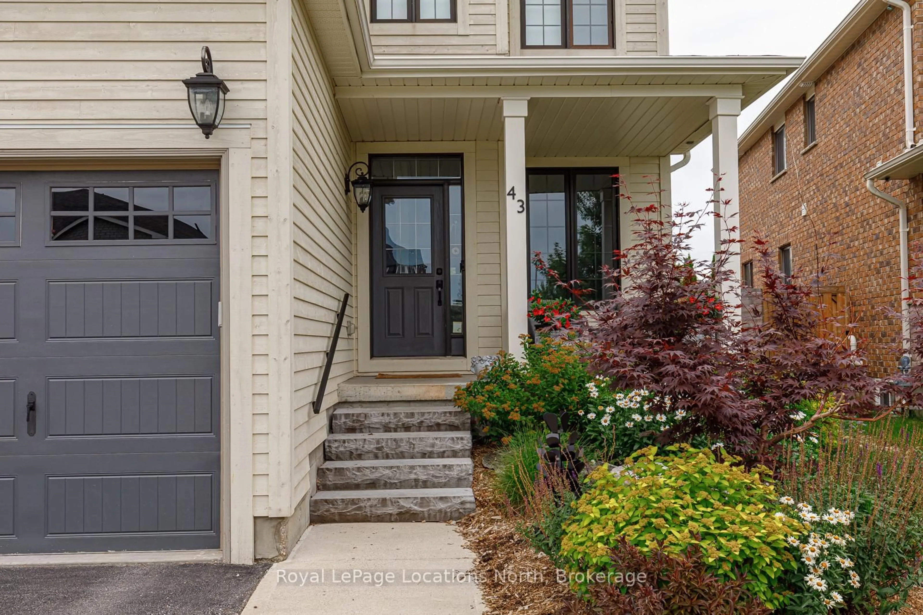 Unknown for 43 Garbutt Cres, Collingwood Ontario L9Y 0H6
