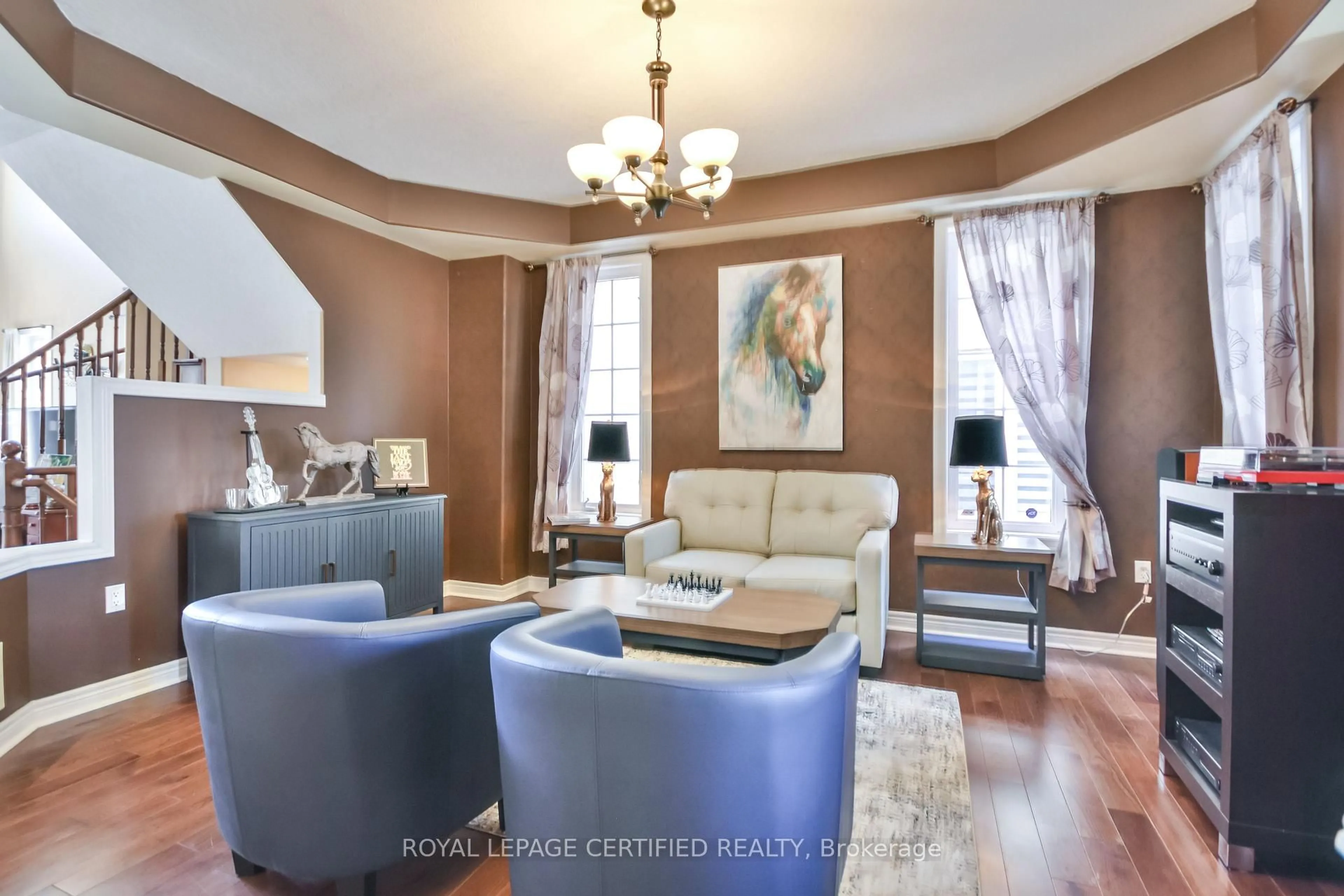 Living room with furniture, unknown for 79 Sovereign's Gate, Barrie Ontario L4N 0Y9