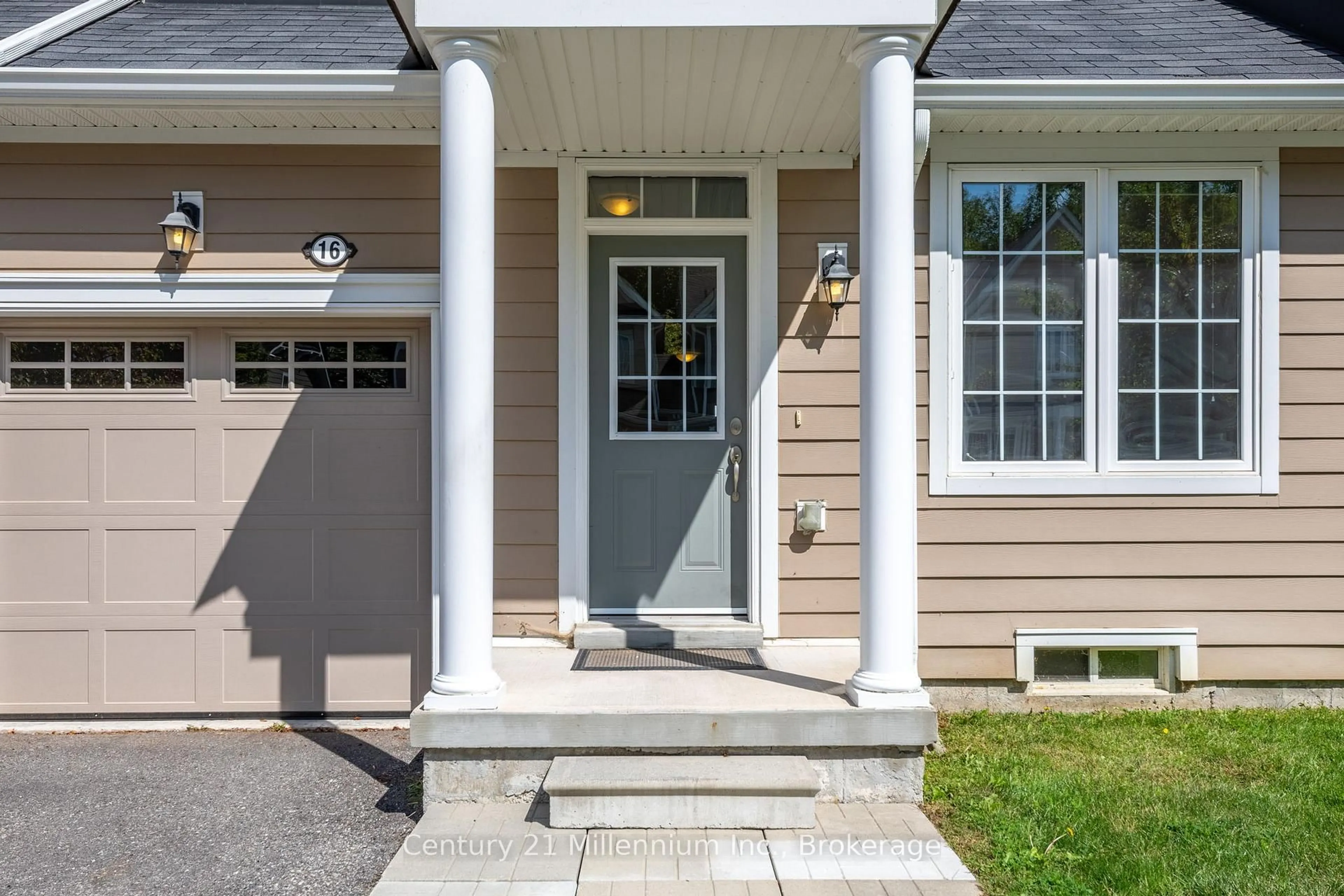 Unknown for 16 BERKSHIRE Ave, Wasaga Beach Ontario L9Z 2X2