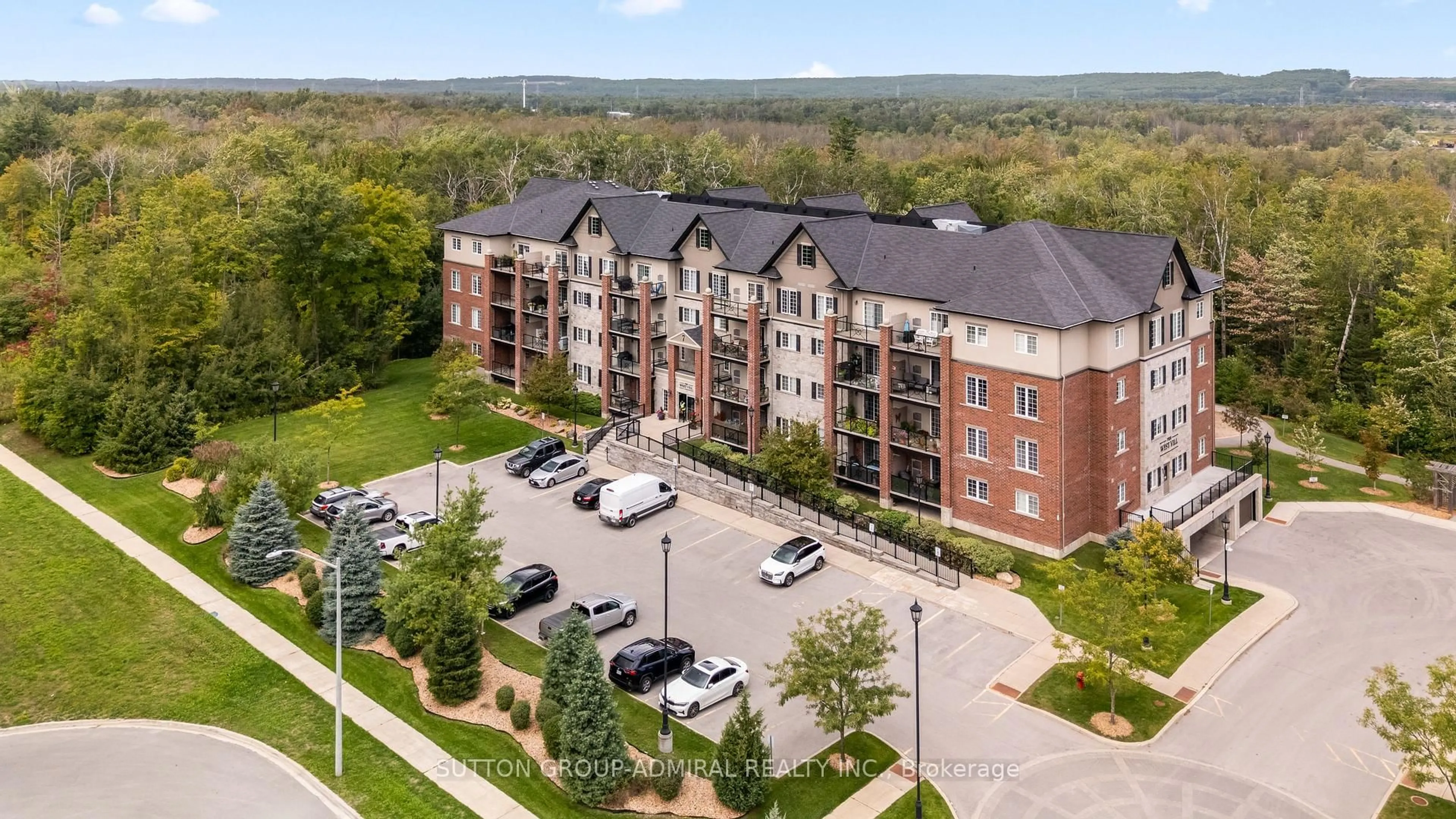 A pic from outside/outdoor area/front of a property/back of a property/a pic from drone, unknown for 7 Greenwich St #303, Barrie Ontario L4N 7Y8
