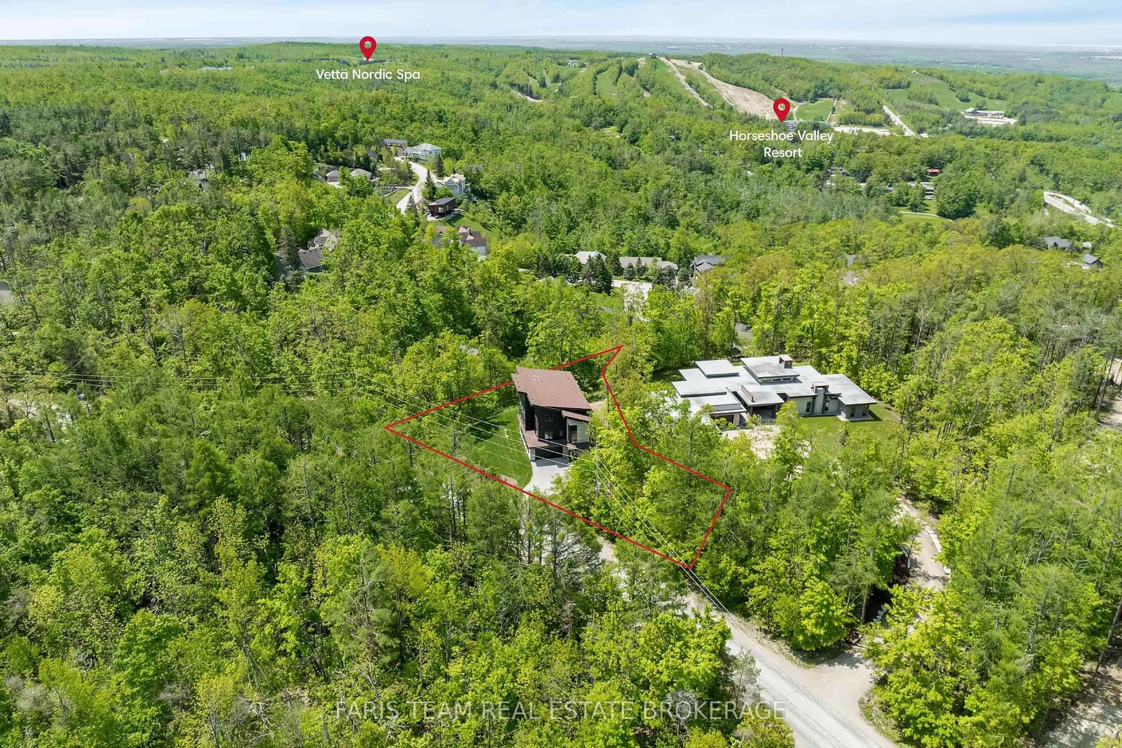 A pic from outside/outdoor area/front of a property/back of a property/a pic from drone, unknown for 3316 Line 4, Oro-Medonte Ontario L0L 2L0