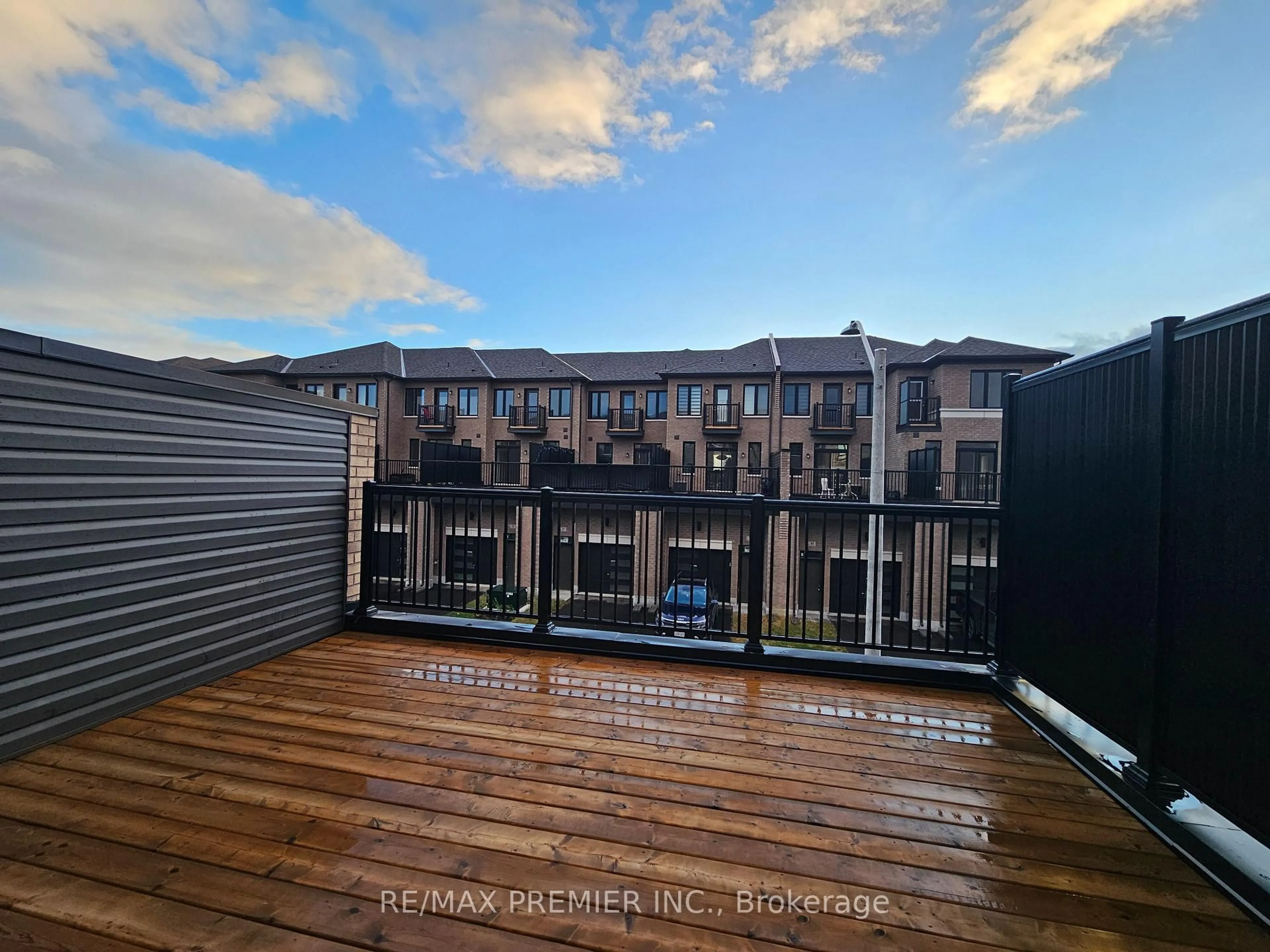 Unknown for 38 Cherry Hill Lane, Barrie Ontario L4N 6K7