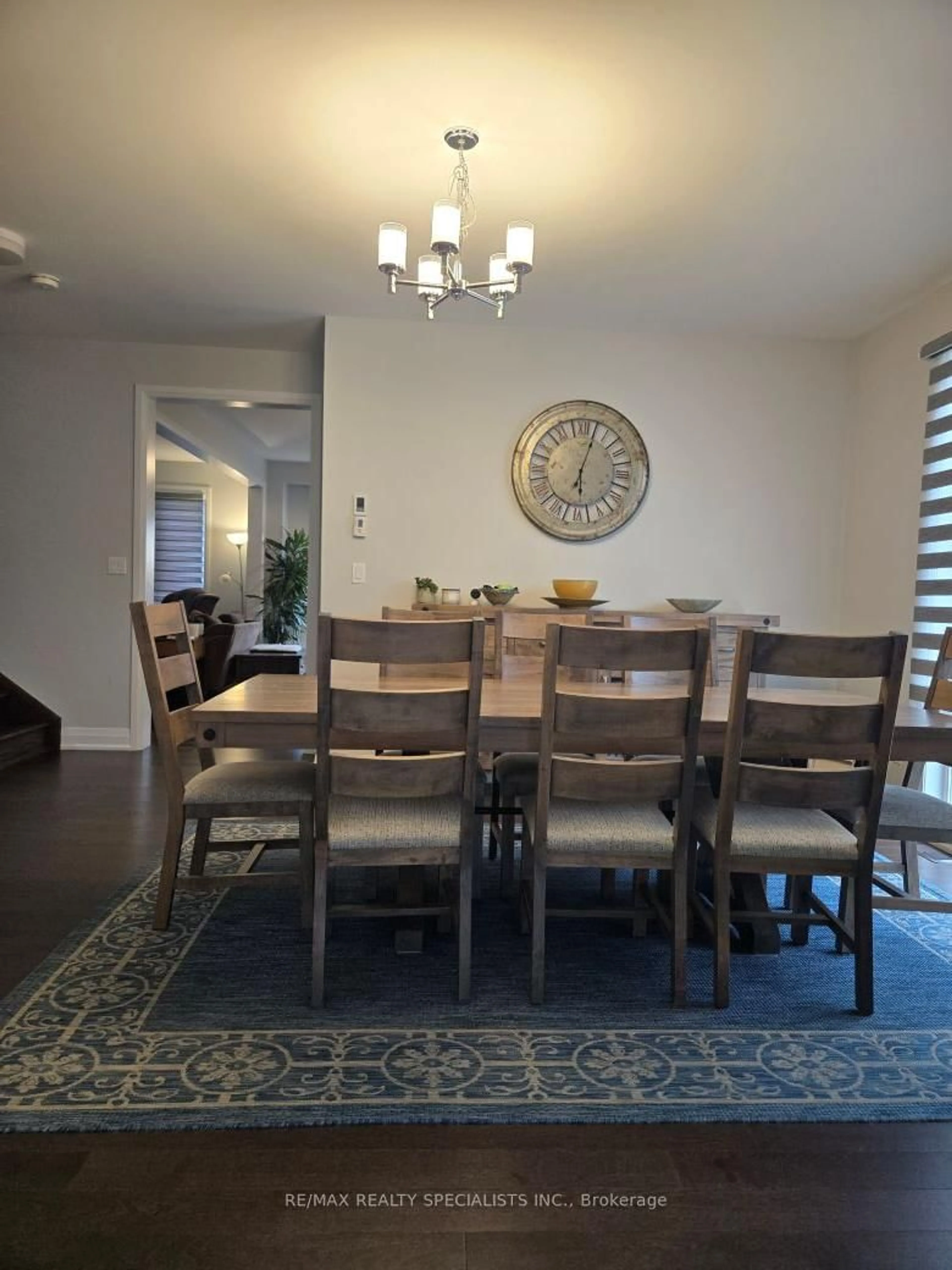 Dining room, wood/laminate floor for 2 Periwinkle Rd, Springwater Ontario L9X 2E2