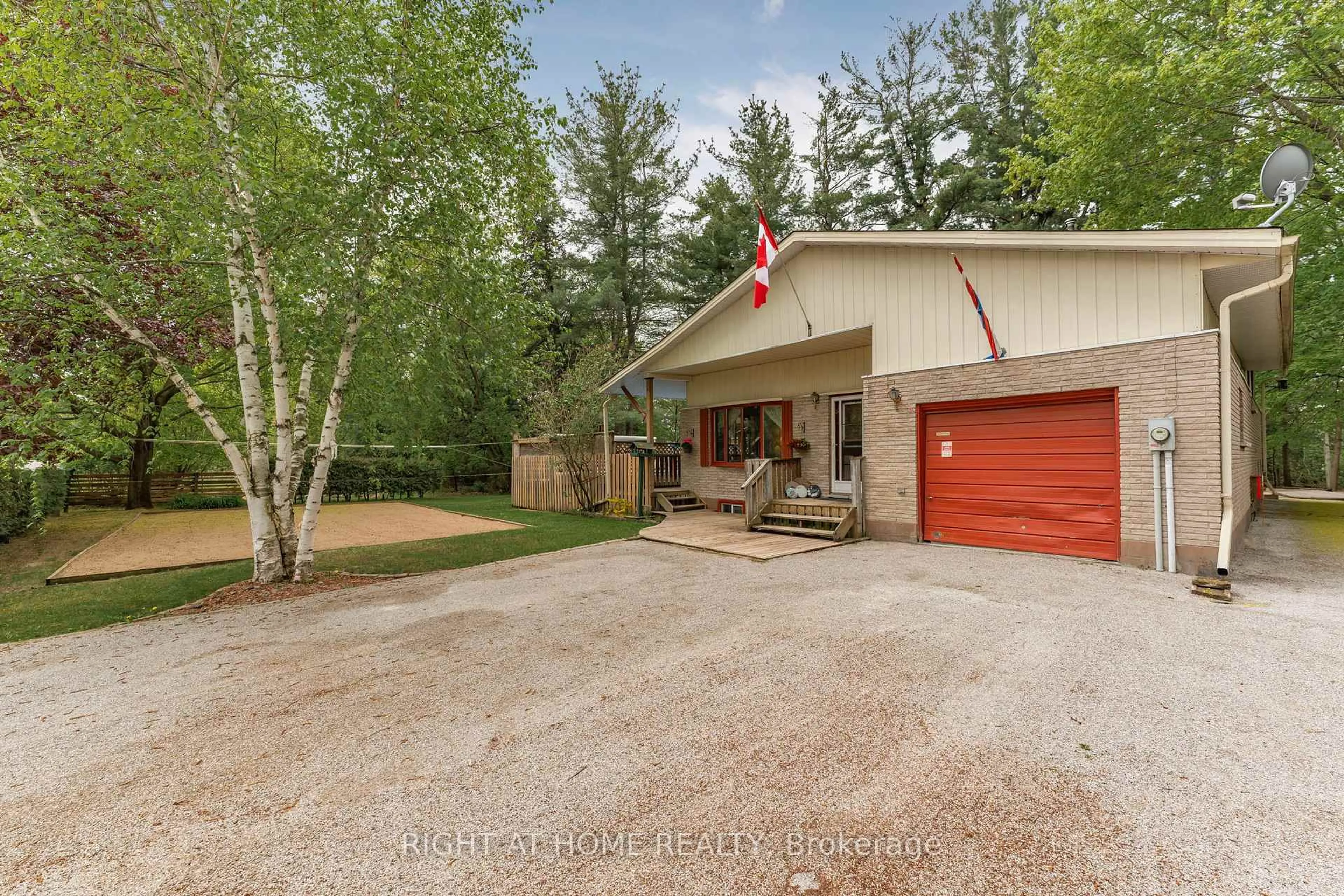 A pic from outside/outdoor area/front of a property/back of a property/a pic from drone, unknown for 3500 Baldwick Lane, Springwater Ontario L0M 1T2