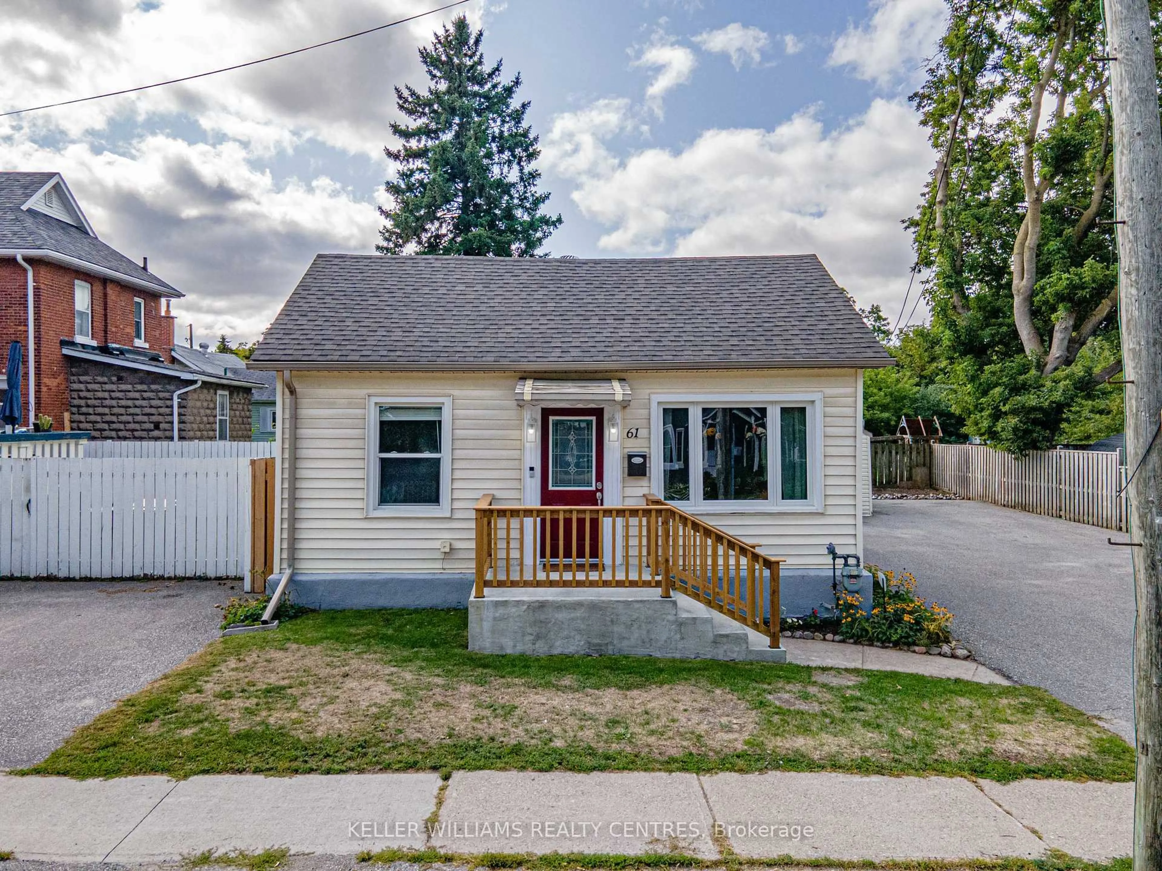 Unknown for 61 Victoria St, Barrie Ontario L4N 2H8