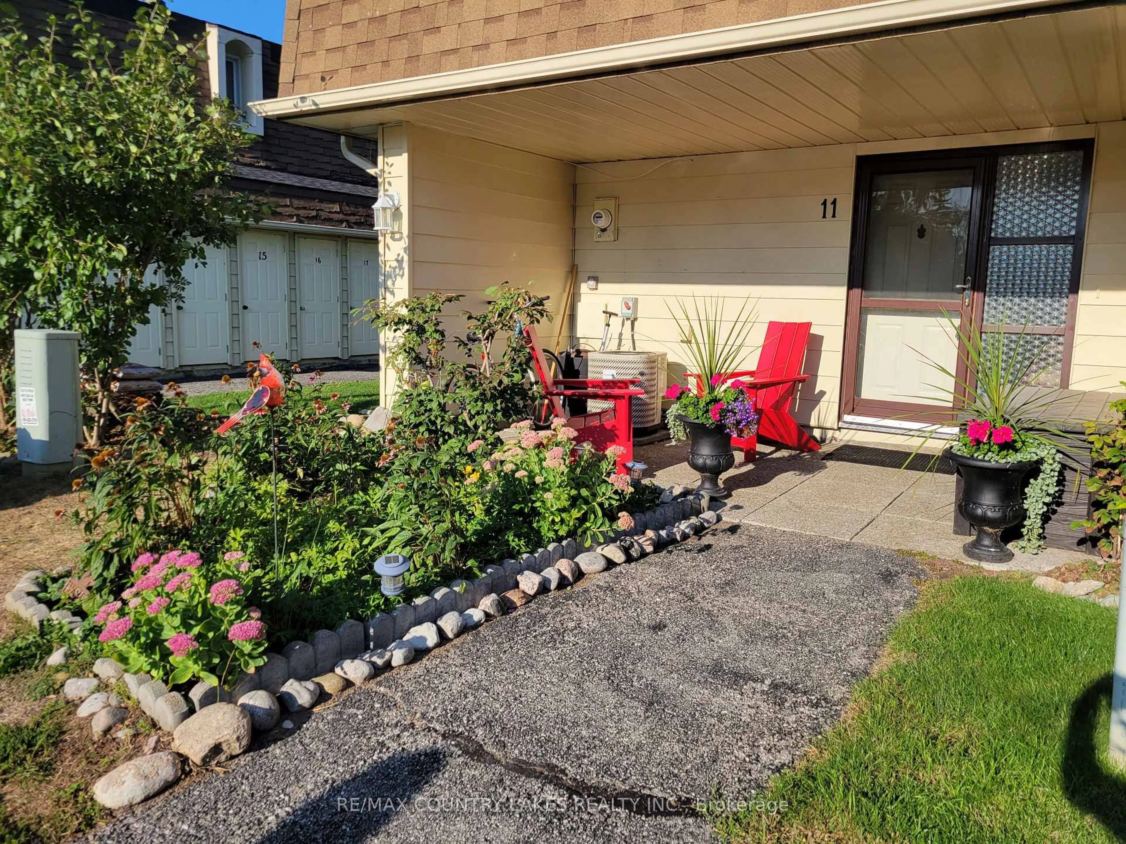 Patio, street for 4 Paradise Blvd #11, Ramara Ontario L0K 1B0
