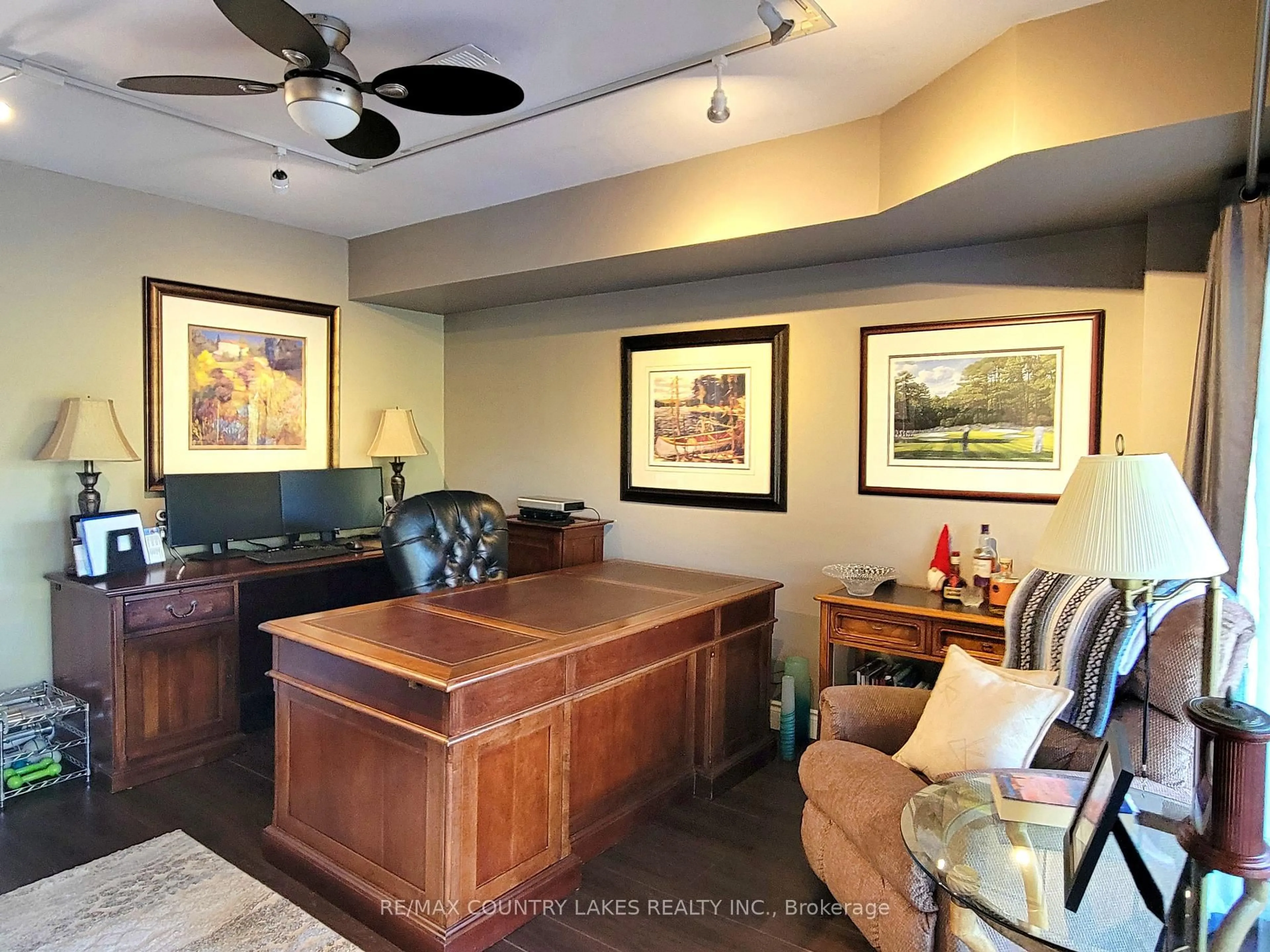 Lobby for 4 Paradise Blvd #11, Ramara Ontario L0K 1B0