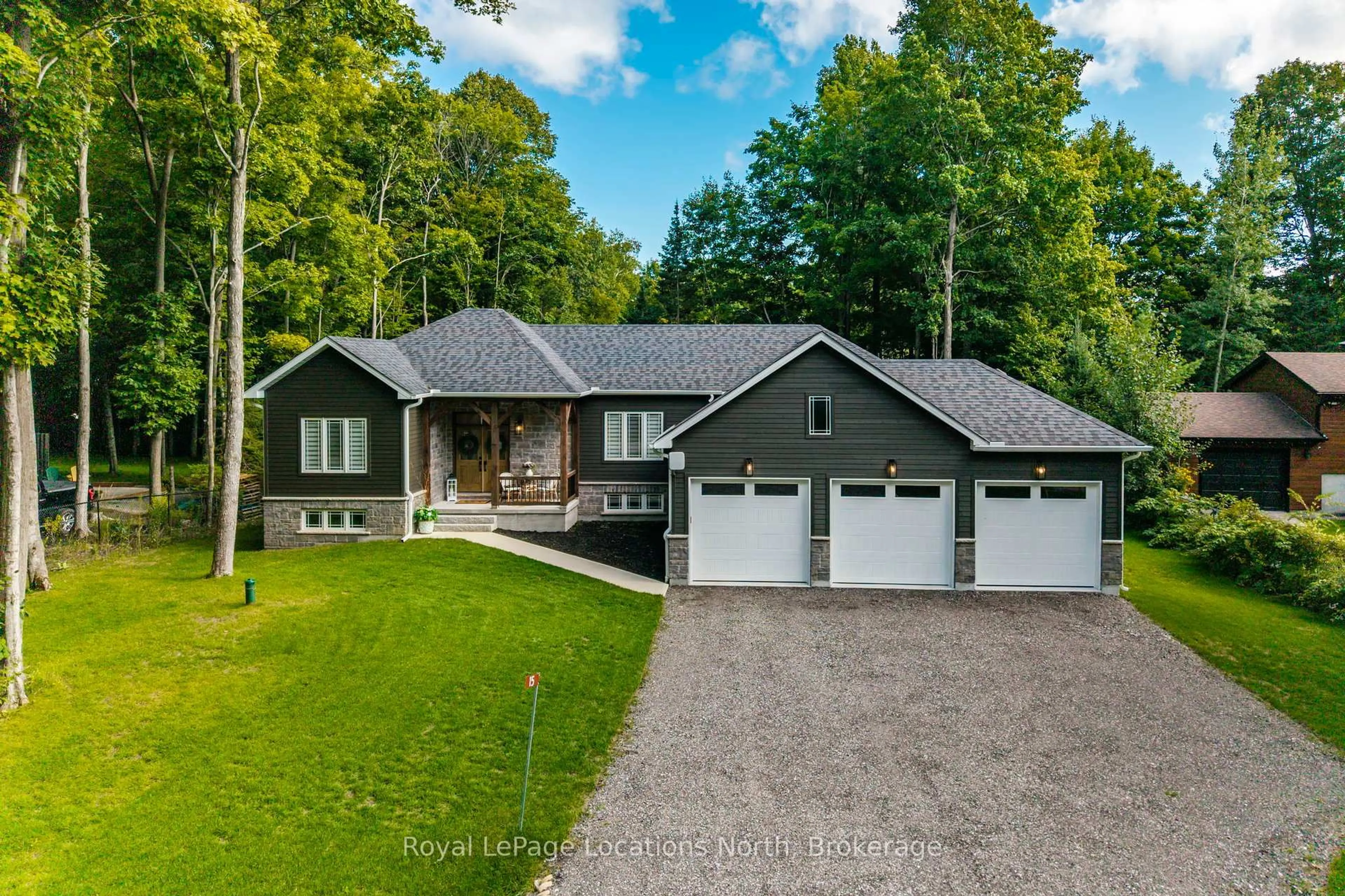 Unknown for 15 Pinecone Ave, Tiny Ontario L9M 0J2