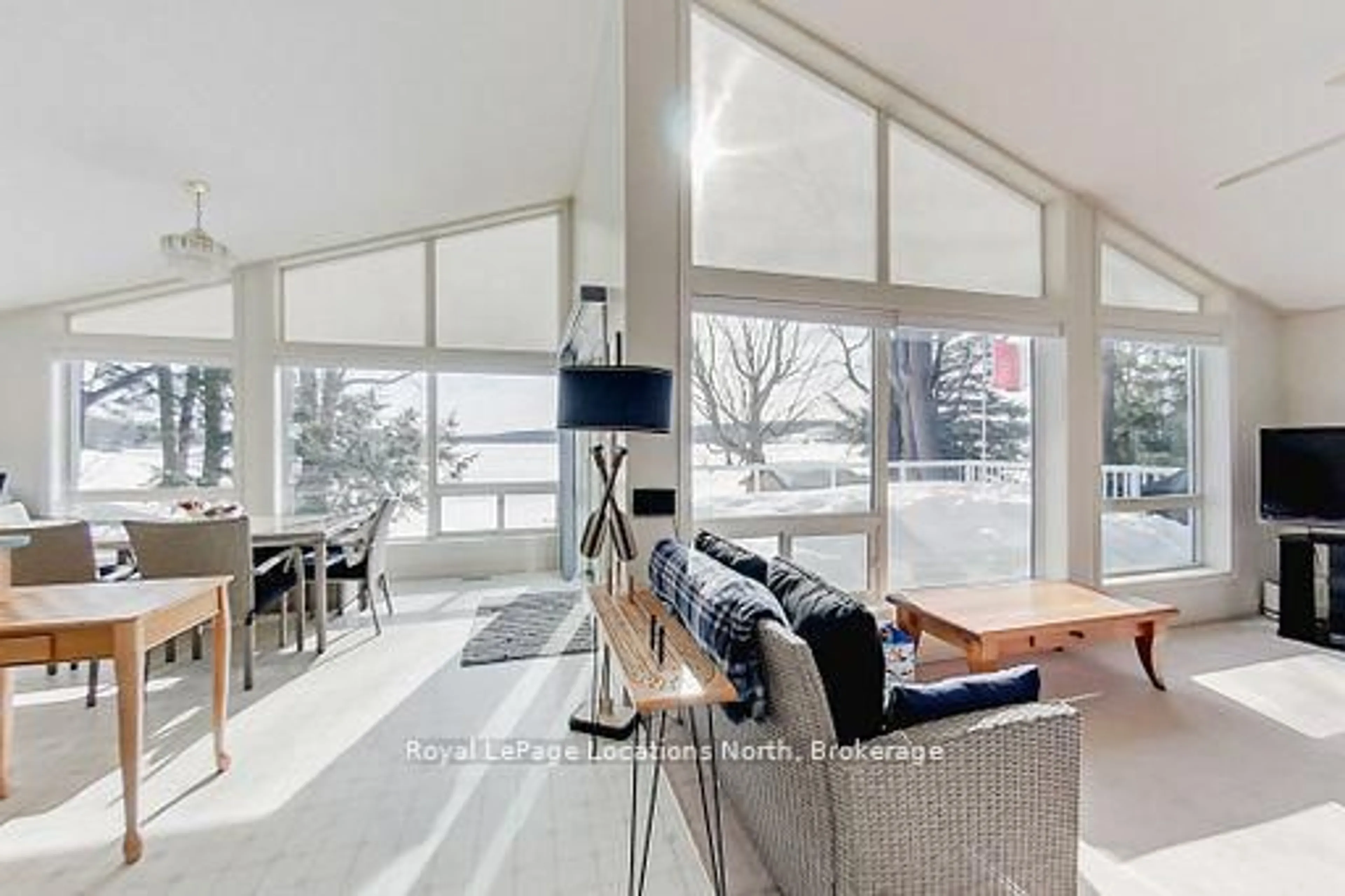 Unknown for 177 Peek-A-Boo Tr, Tiny Ontario L9M 1R2