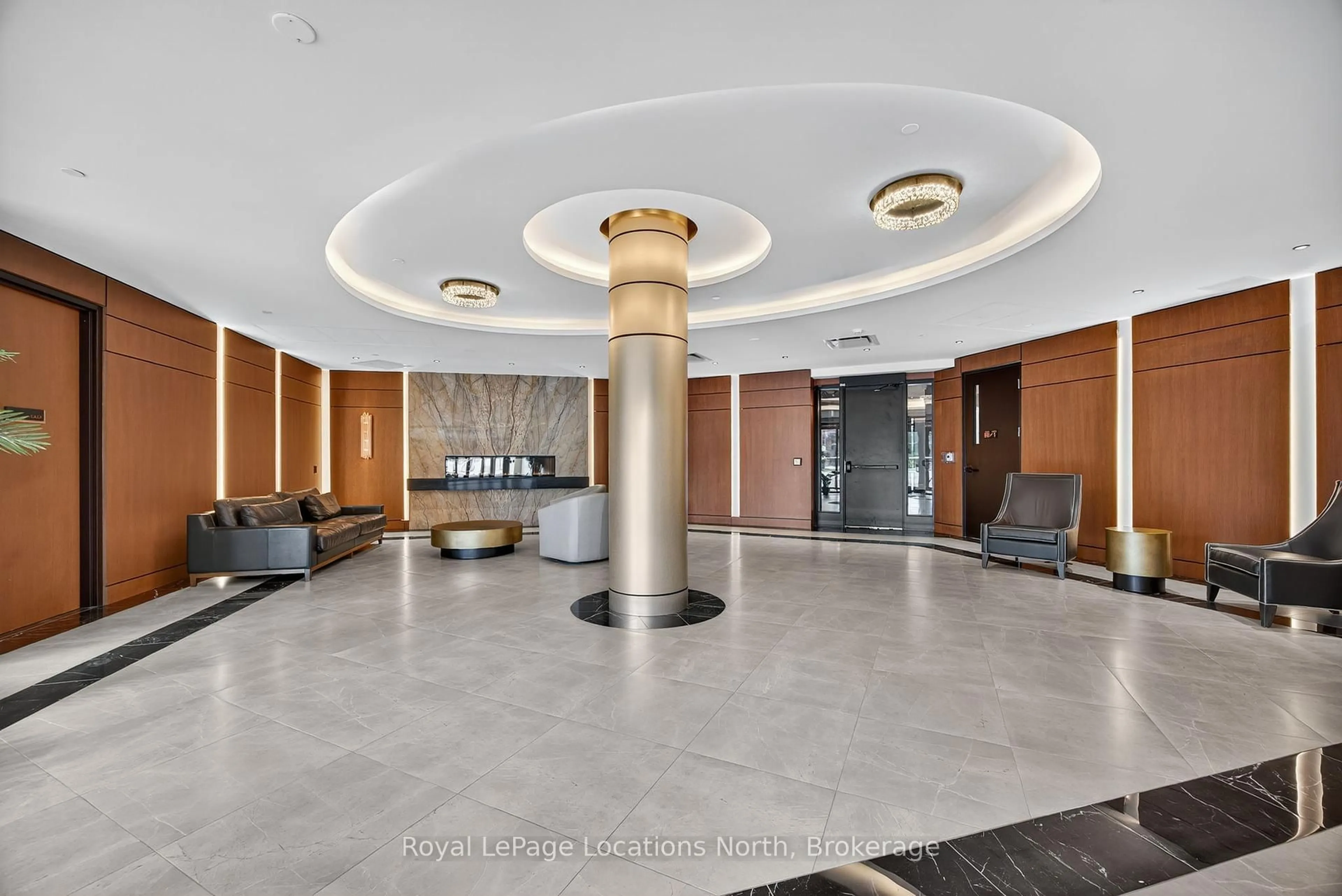 Lobby for 1 Hume St #308, Collingwood Ontario L9Y 0X3